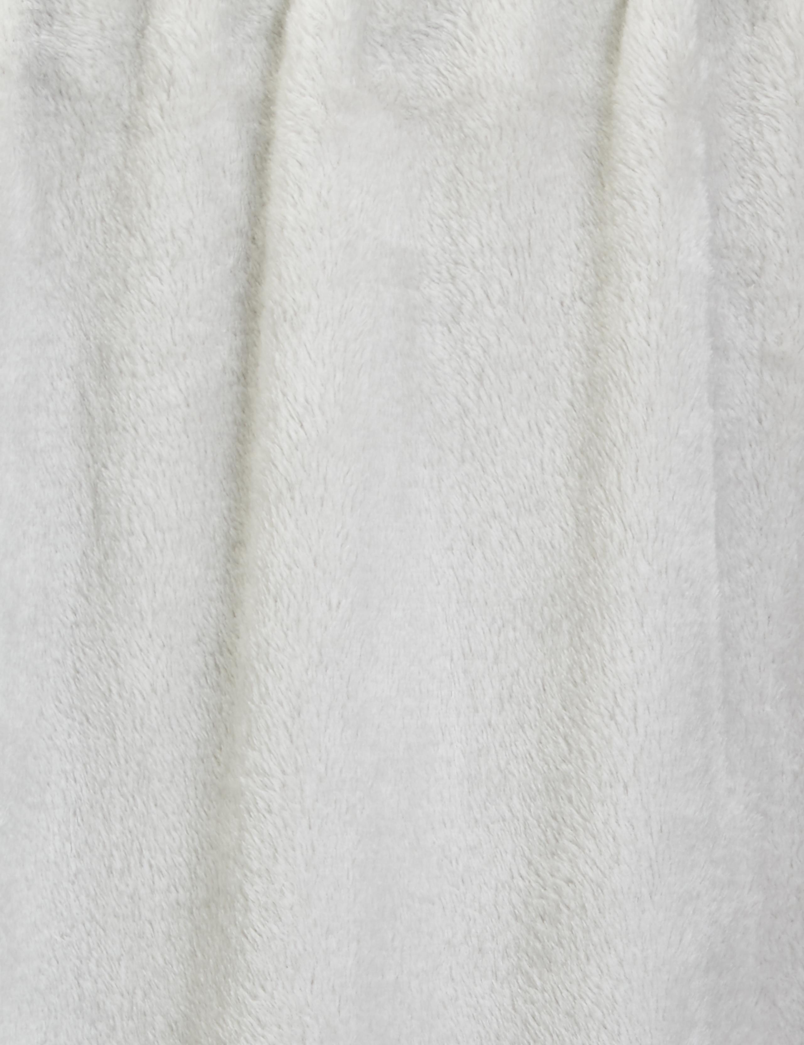 Soft Fleece Throw 2 of 4