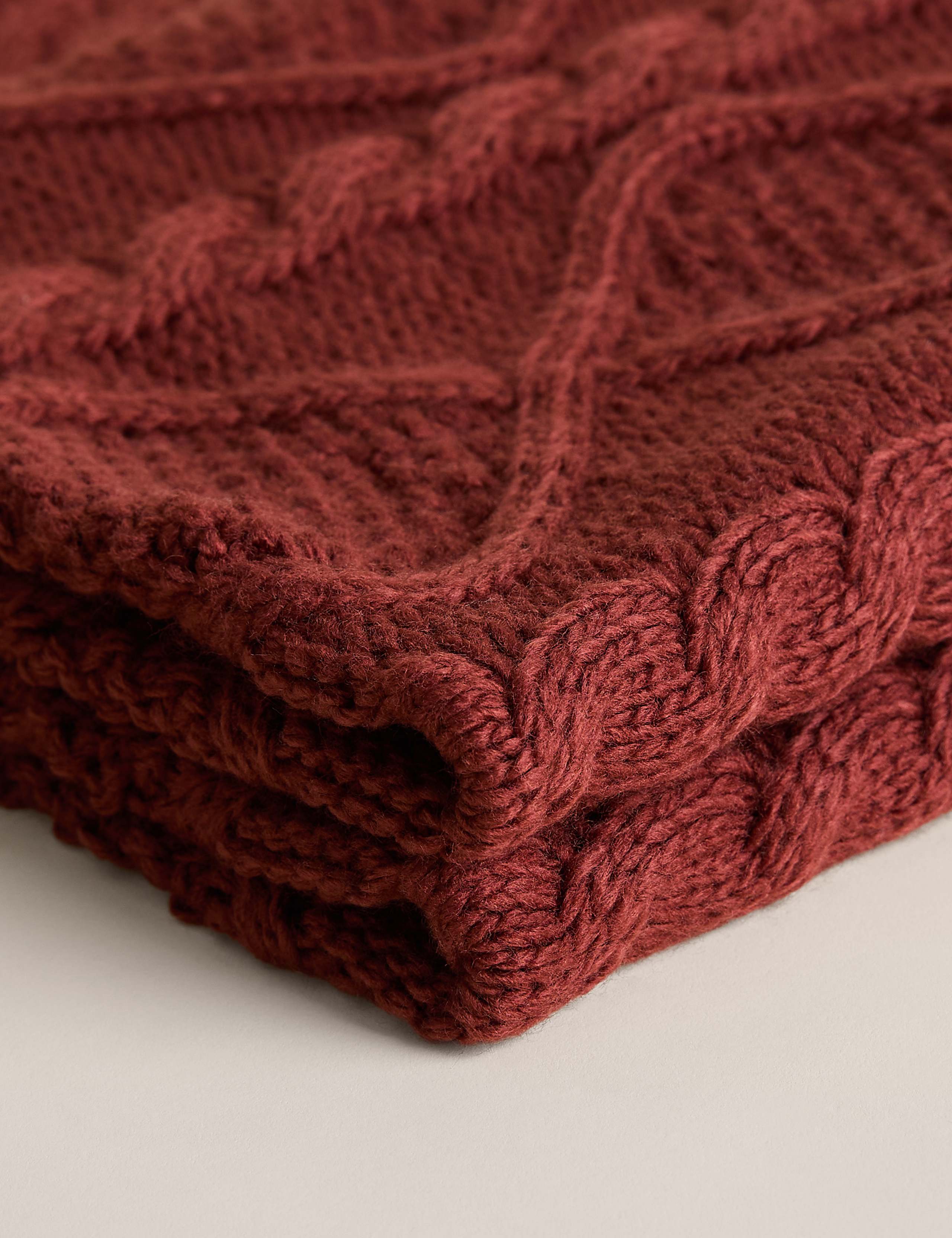 Cable Knit Throw 4 of 4