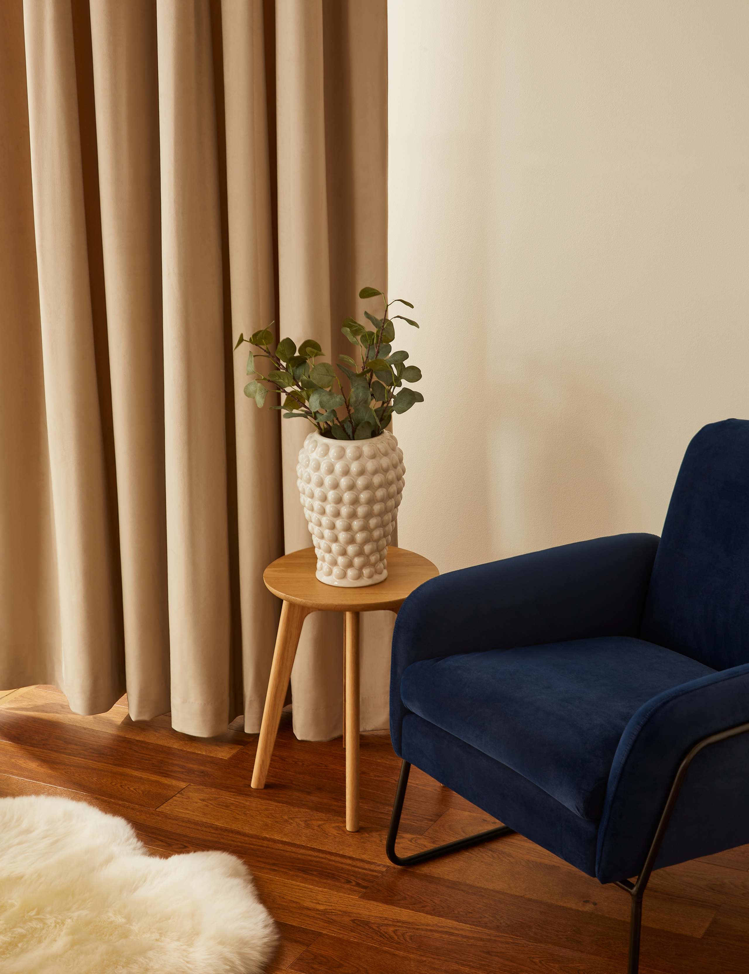 Velvet Eyelet Ultra Thermal Curtains 7 of 7