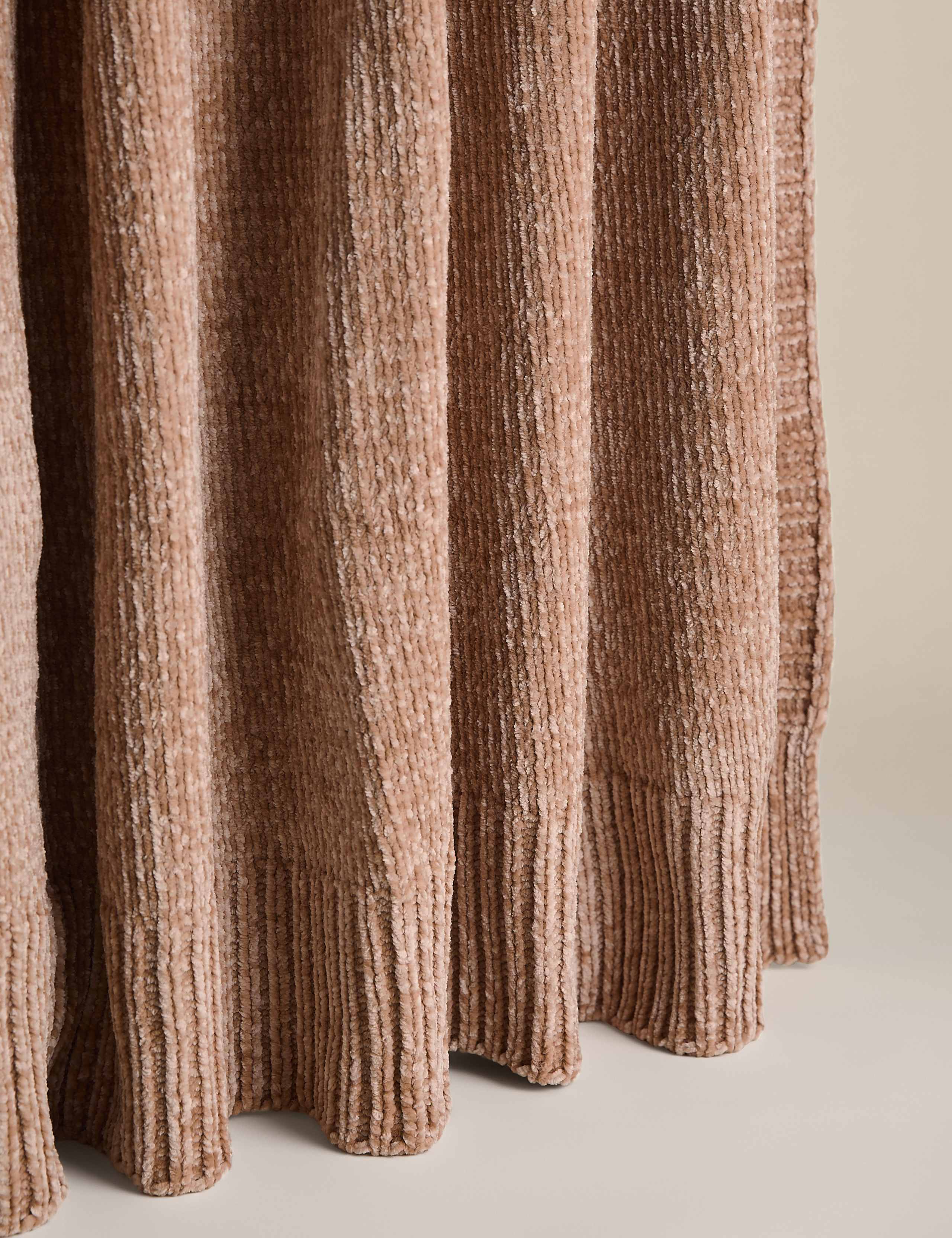 Chenille Knitted Throw 4 of 4
