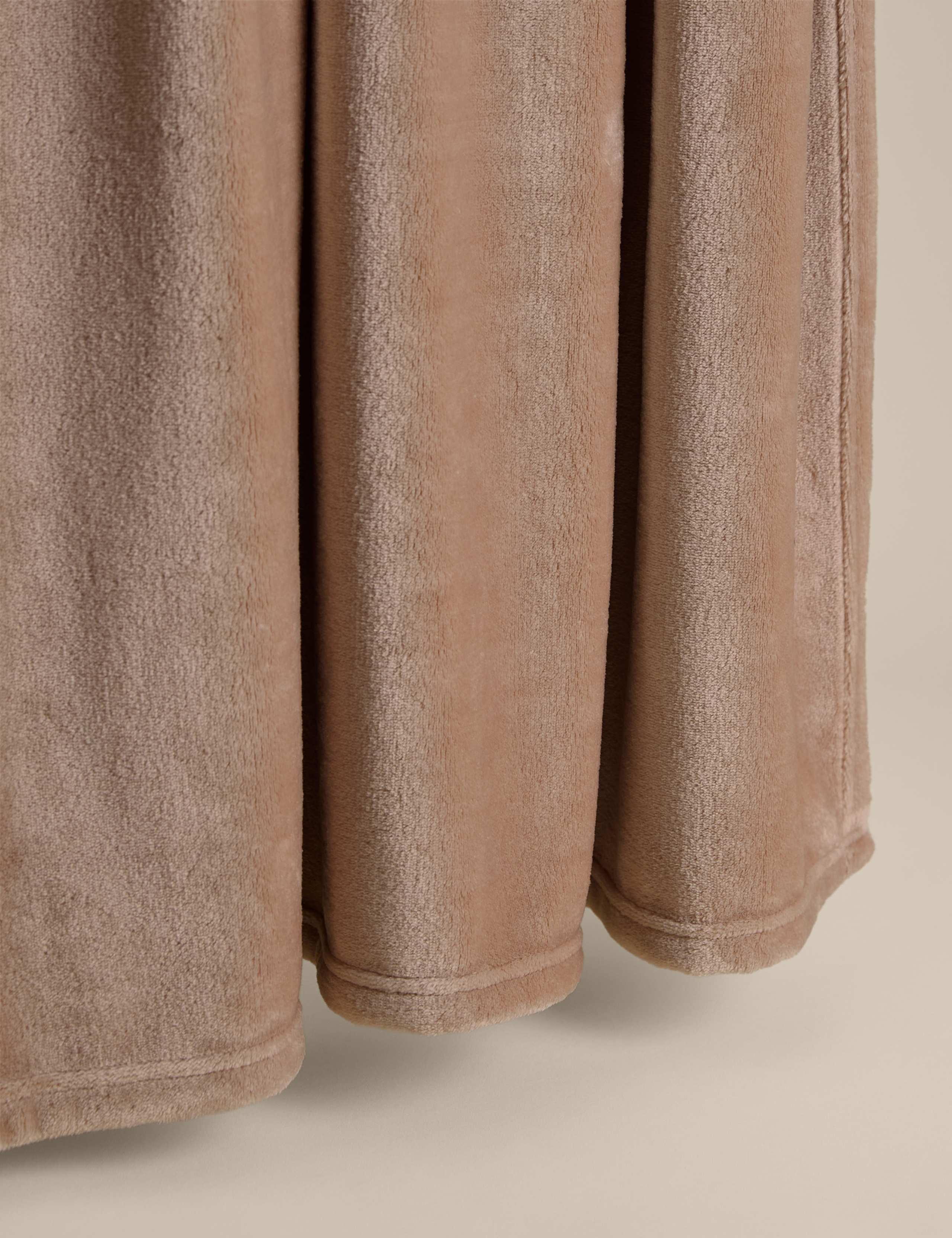 Soft Fleece Throw 2 of 4
