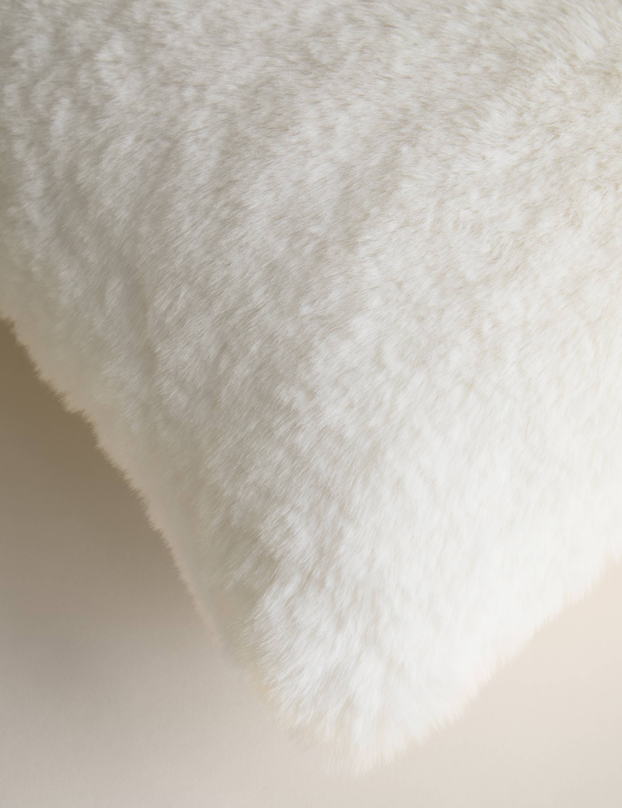 Faux Fur Cushion 5 of 5