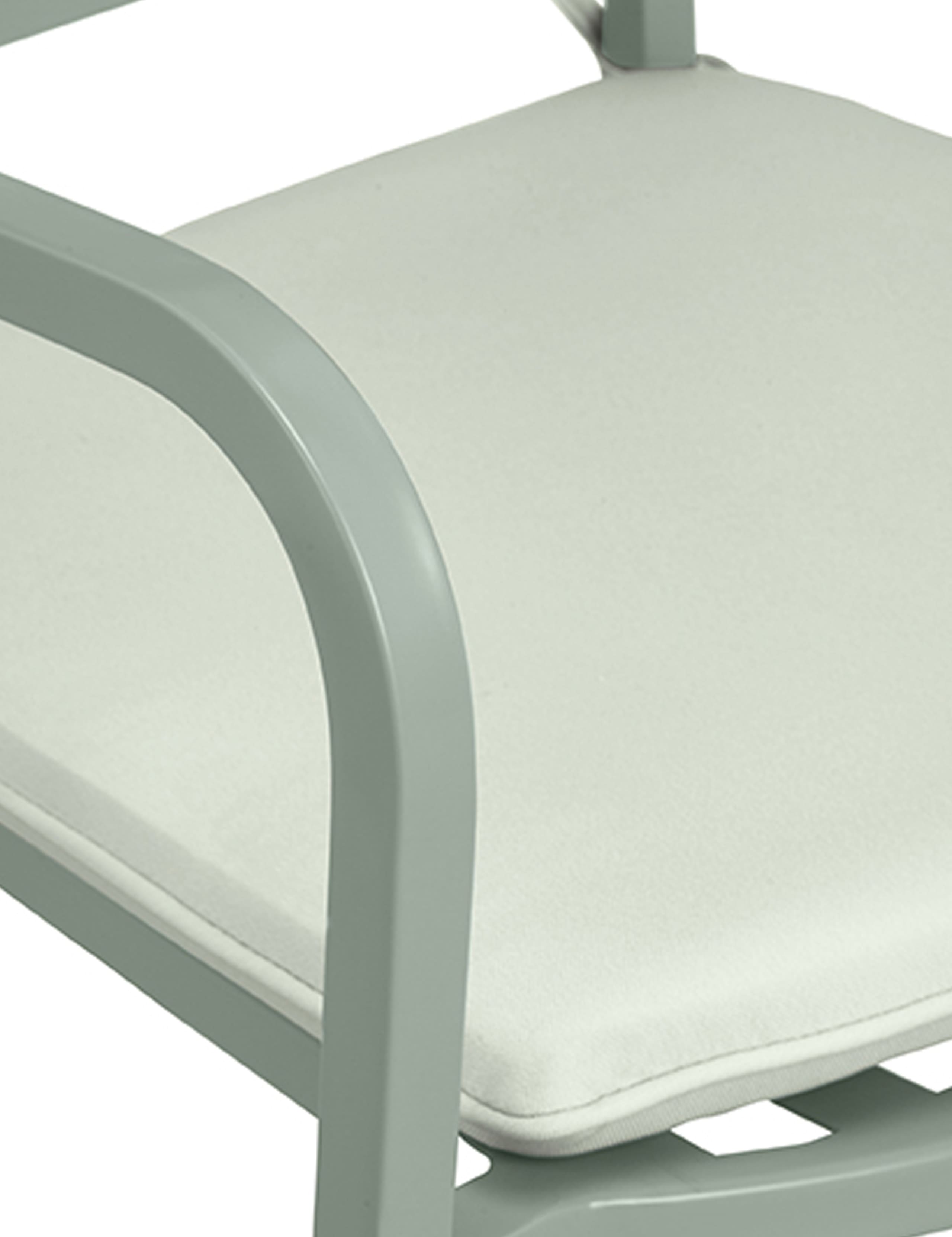 Rosedale Table & 4 Chairs 5 of 5