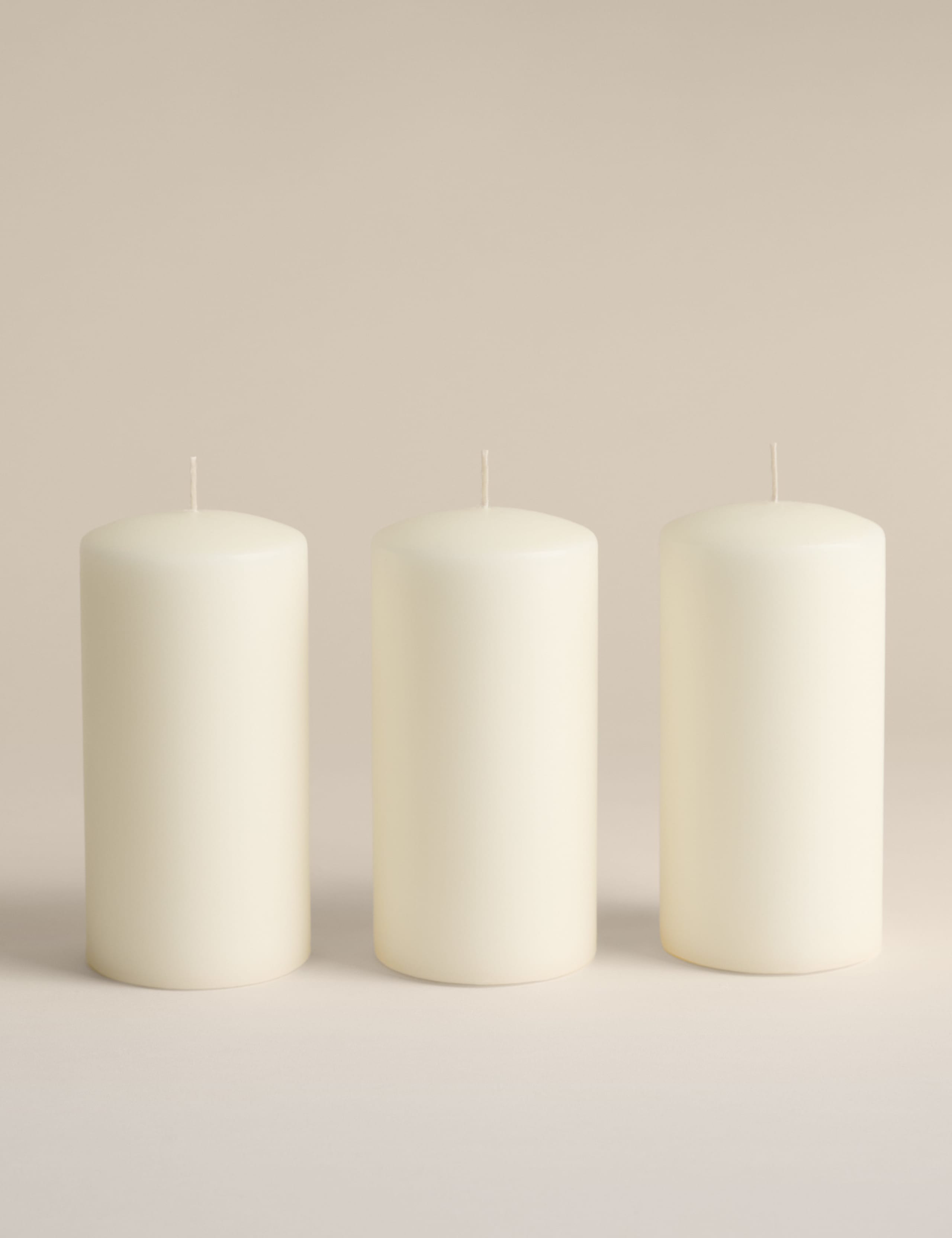 Set of 3 Pillar Candles 2 of 4