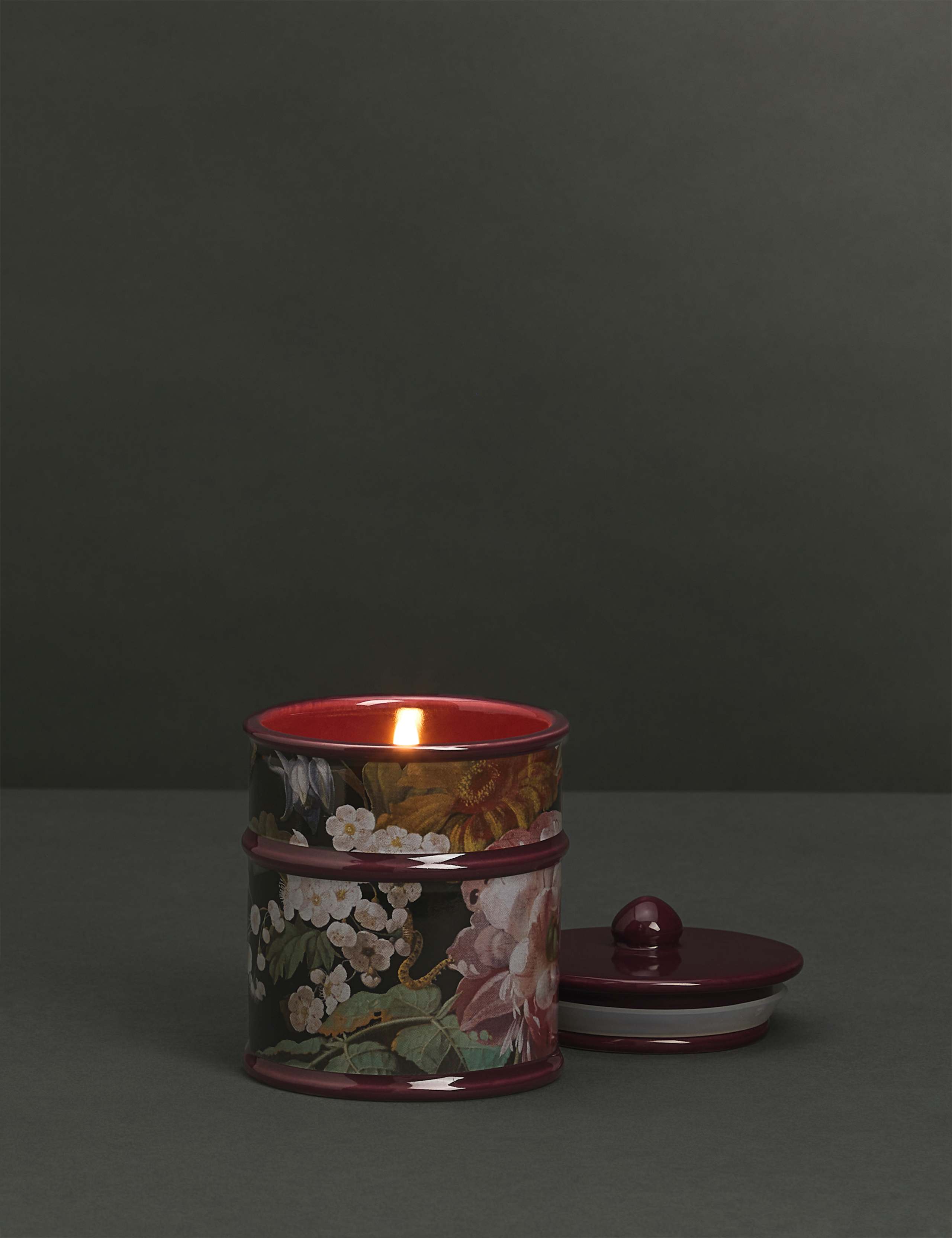 Solar Bouquet Scented Candle 2 of 5