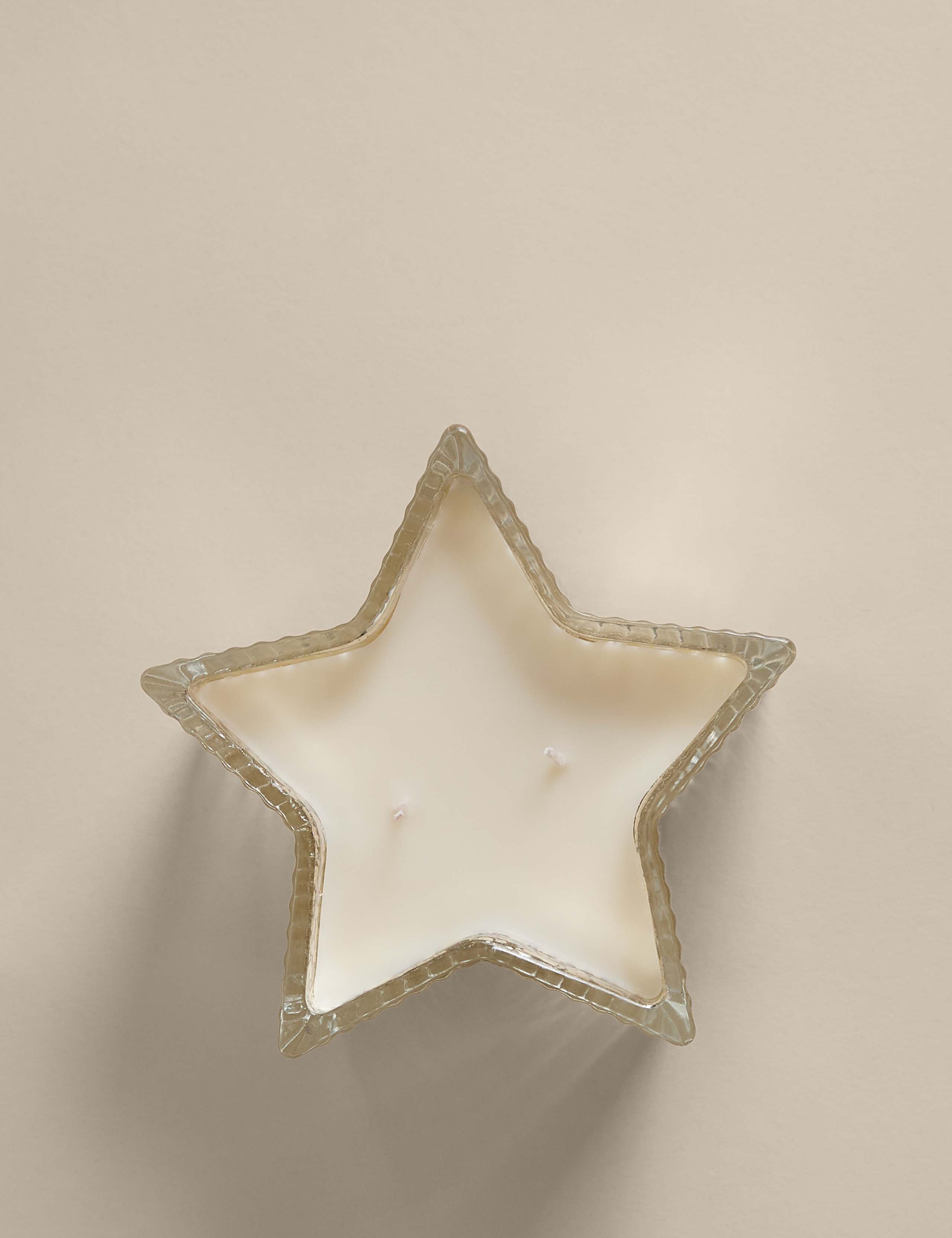 Frankincense & Myrrh Star Candle 3 of 3