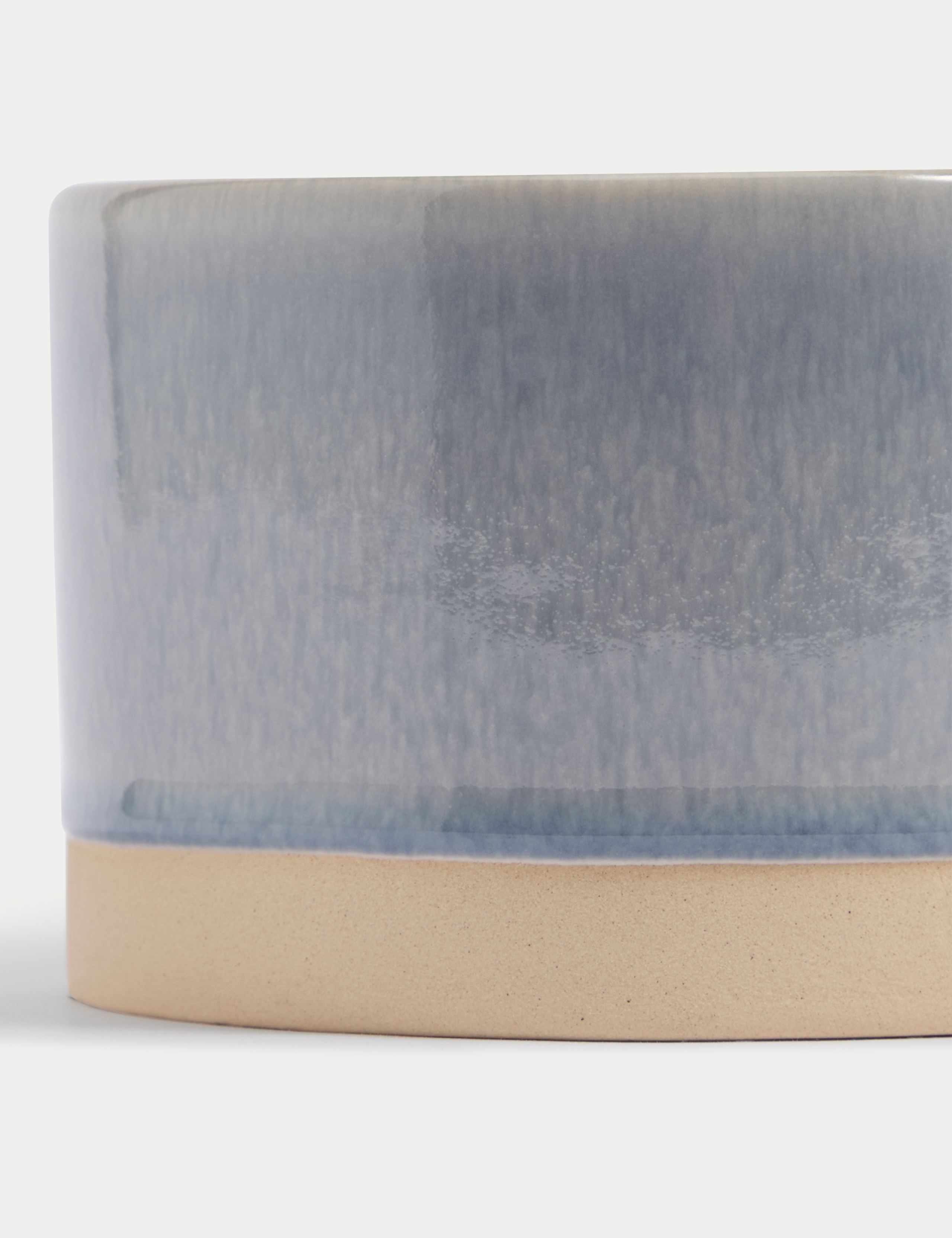 Coastal Breeze 3 Wick Candle 3 of 4