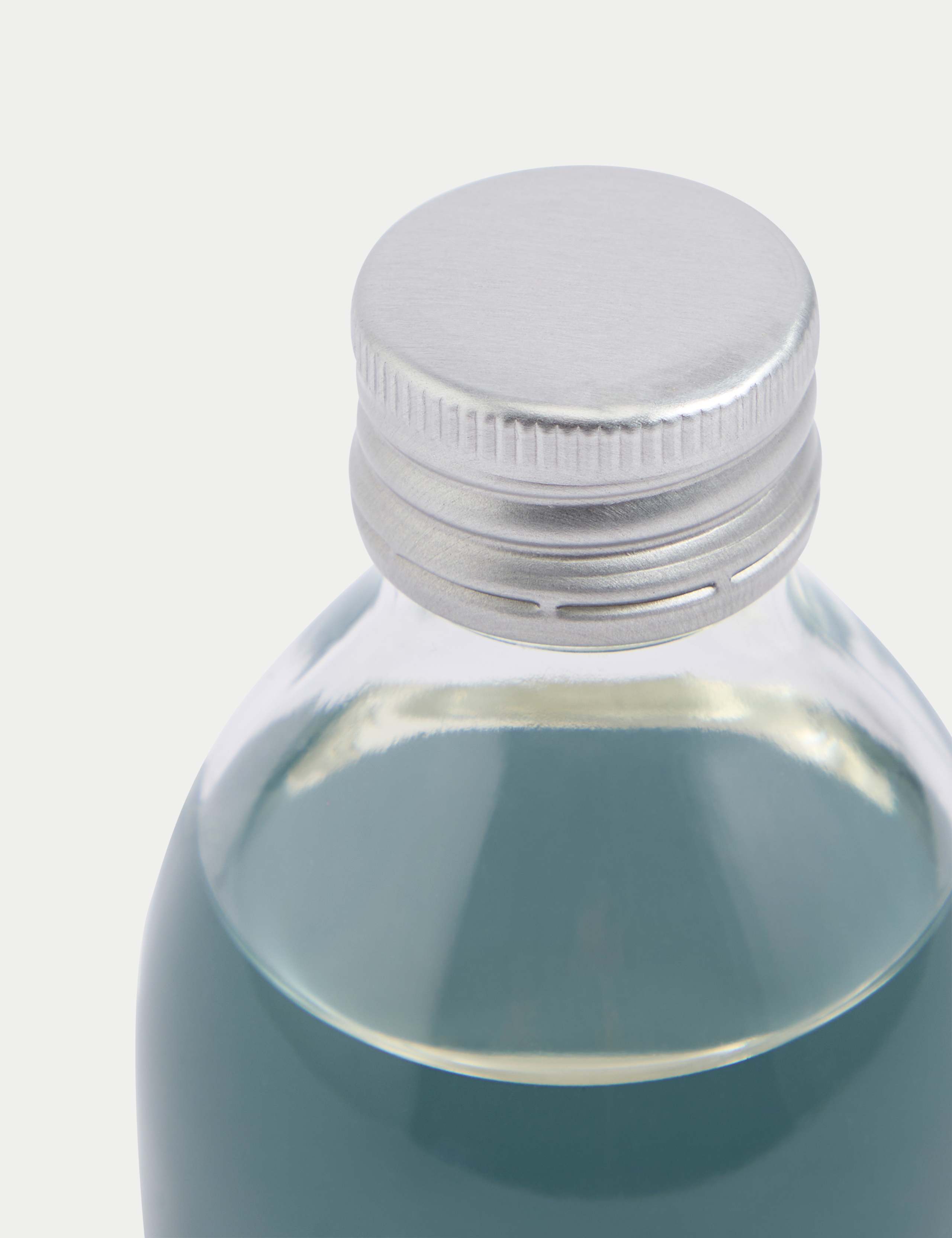 Coastal Breeze 200ml Diffuser Refill 3 of 4