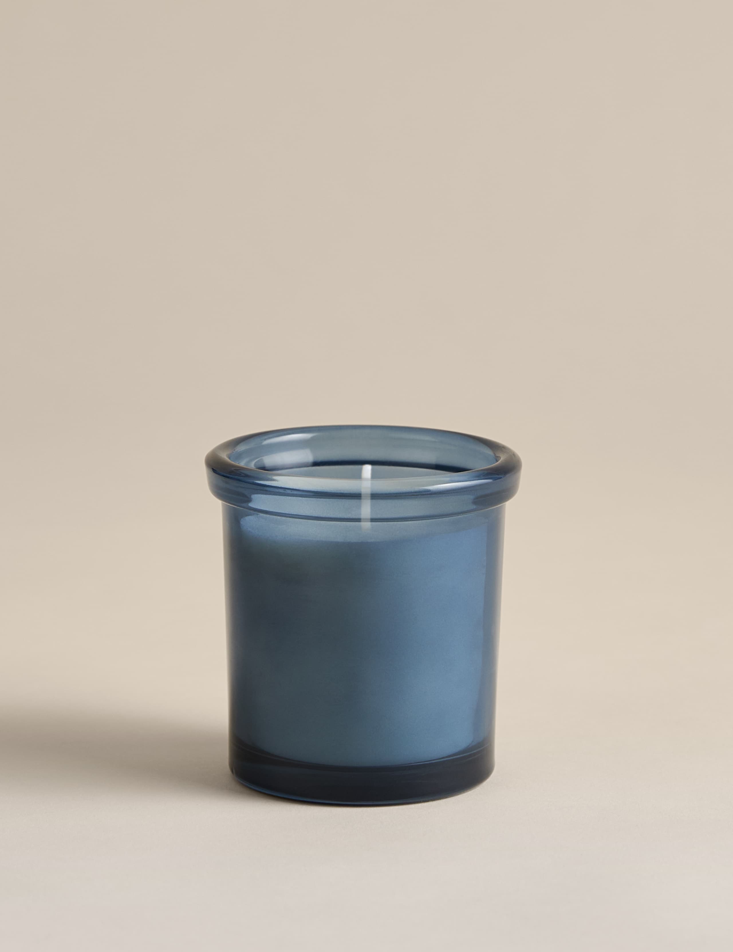 Coastal Breeze Scented Candle 1 of 4