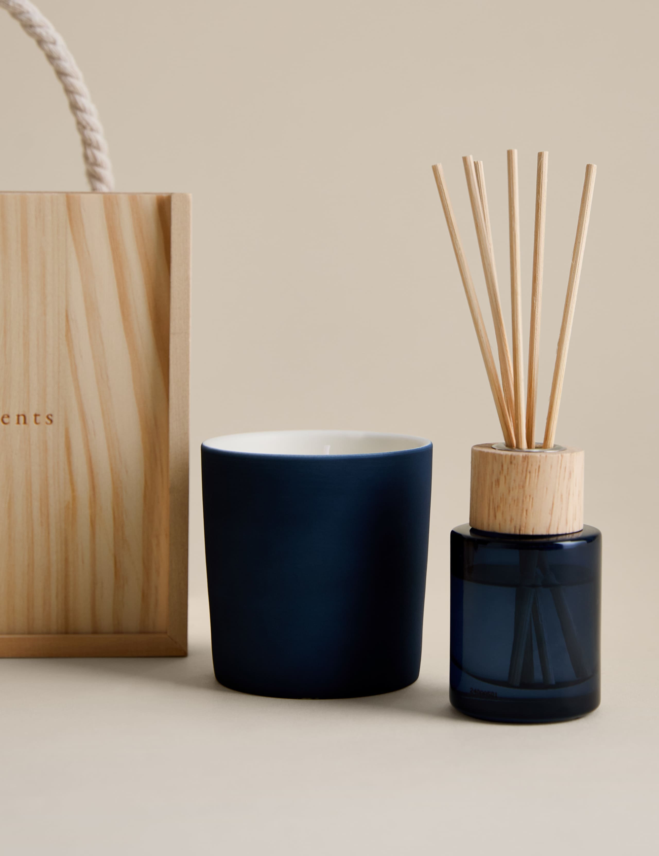 Wild Meadow & Coastal Breeze Gift Box 3 of 4