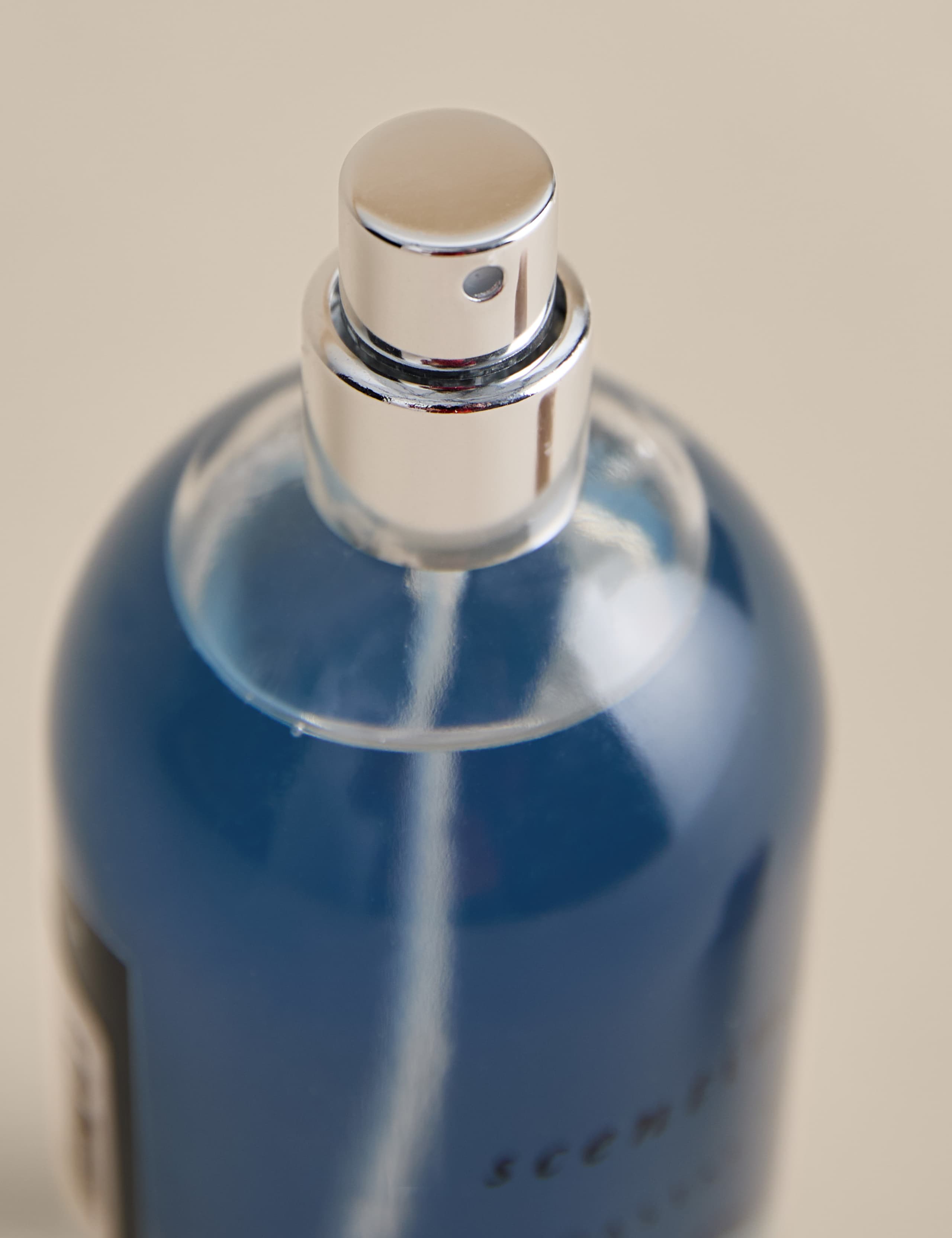 Coastal Breeze Room Spray 3 of 3