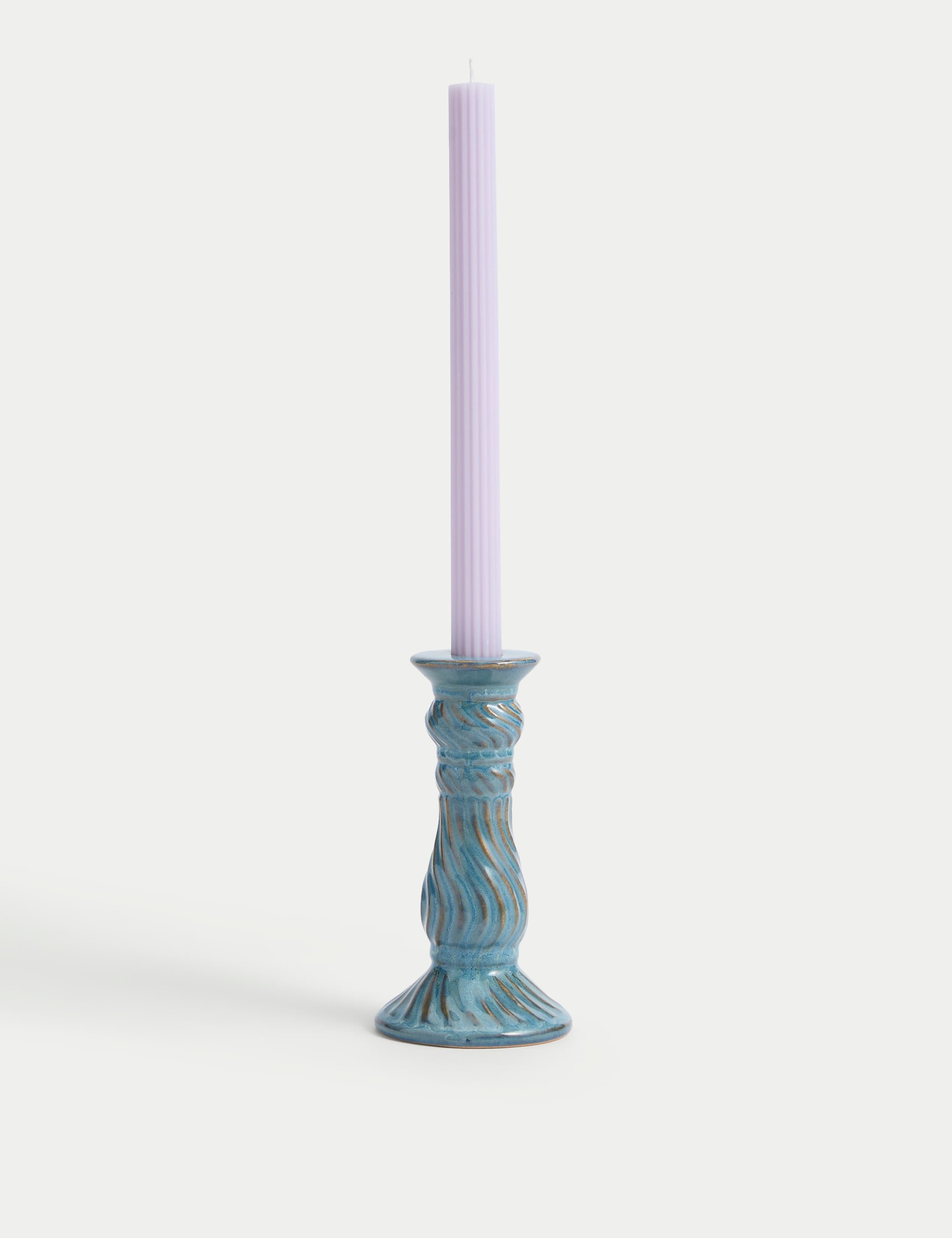 Set of 5 Ridged Dinner Candles 2 of 3