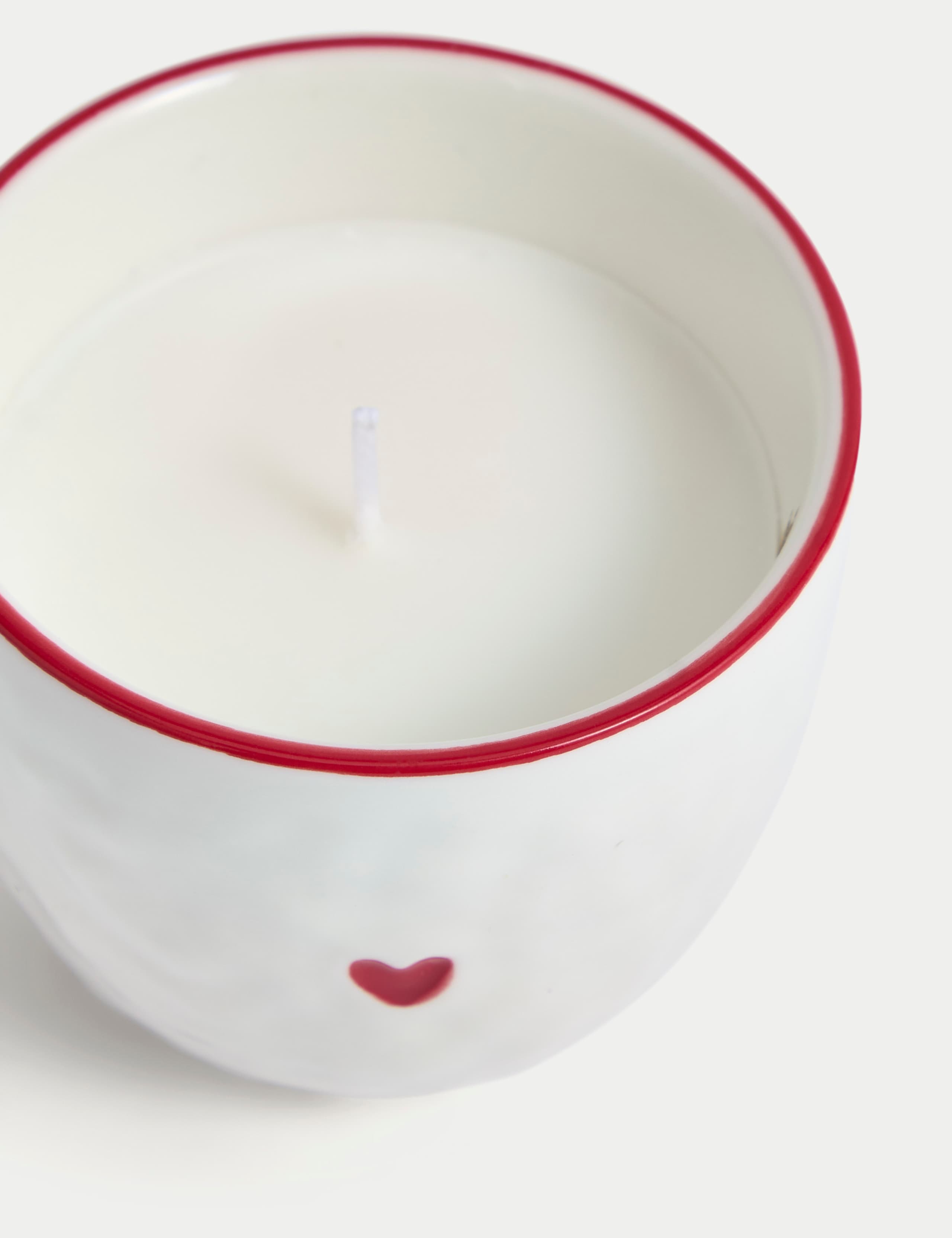 Yuzu & Pomegranate Heart Scented Candle 3 of 4