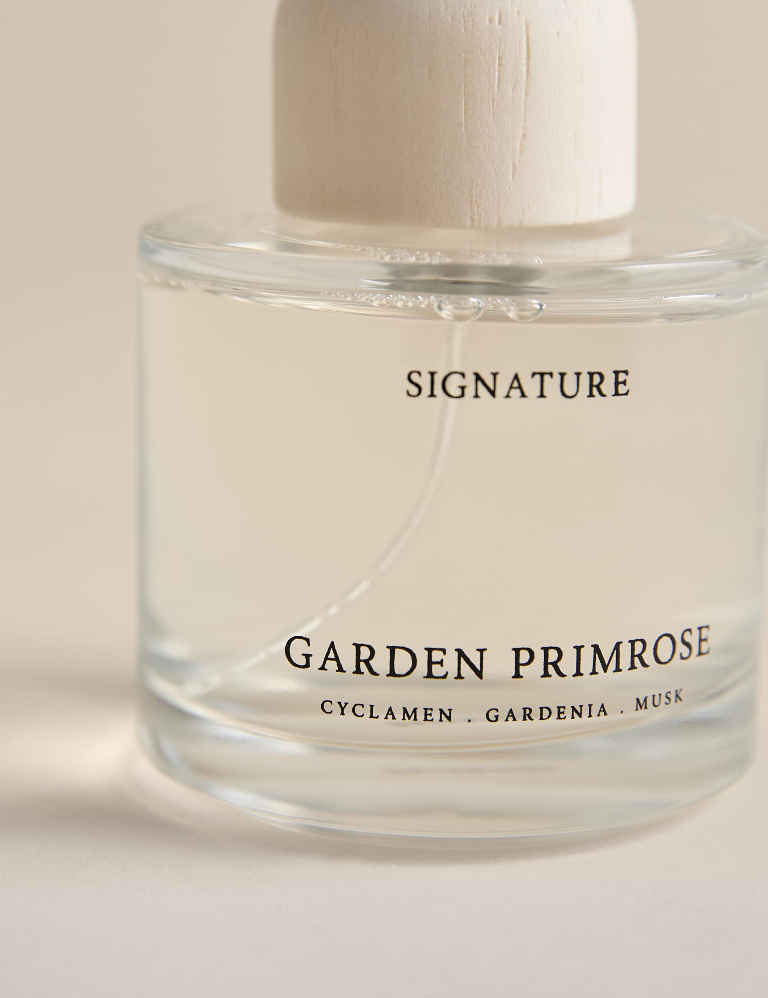 Garden Primrose Room Spray 2 of 3