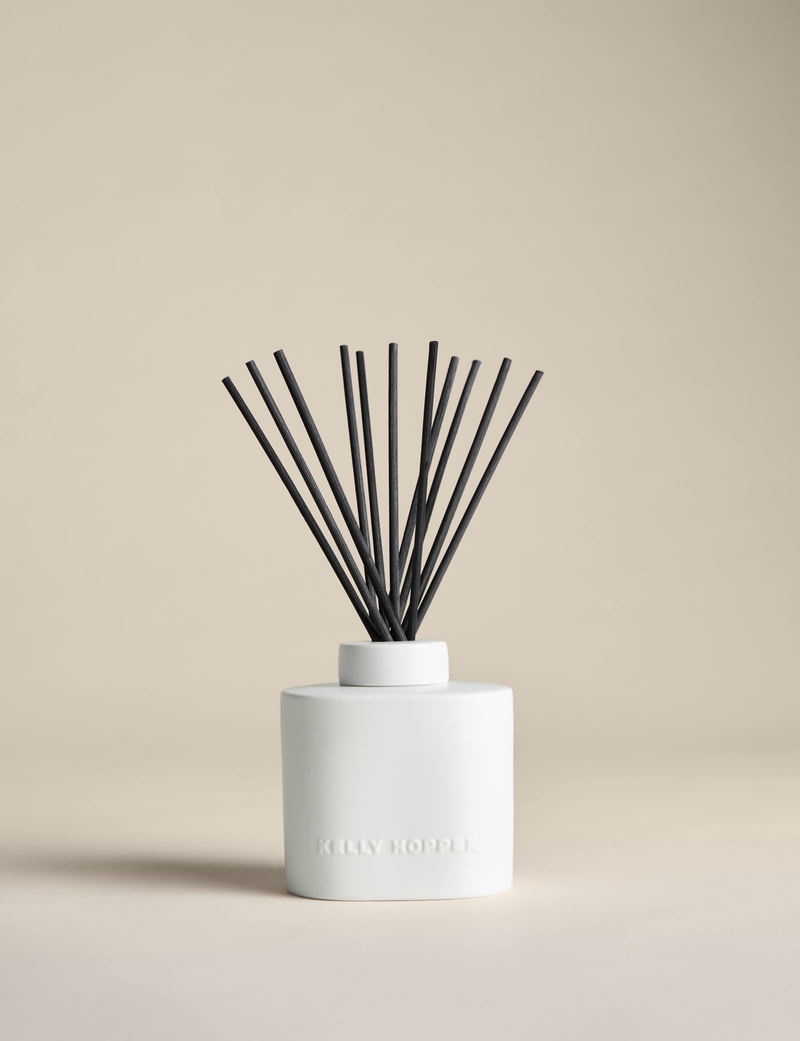 No. 1 Fragrance 200ml Diffuser 7 of 7