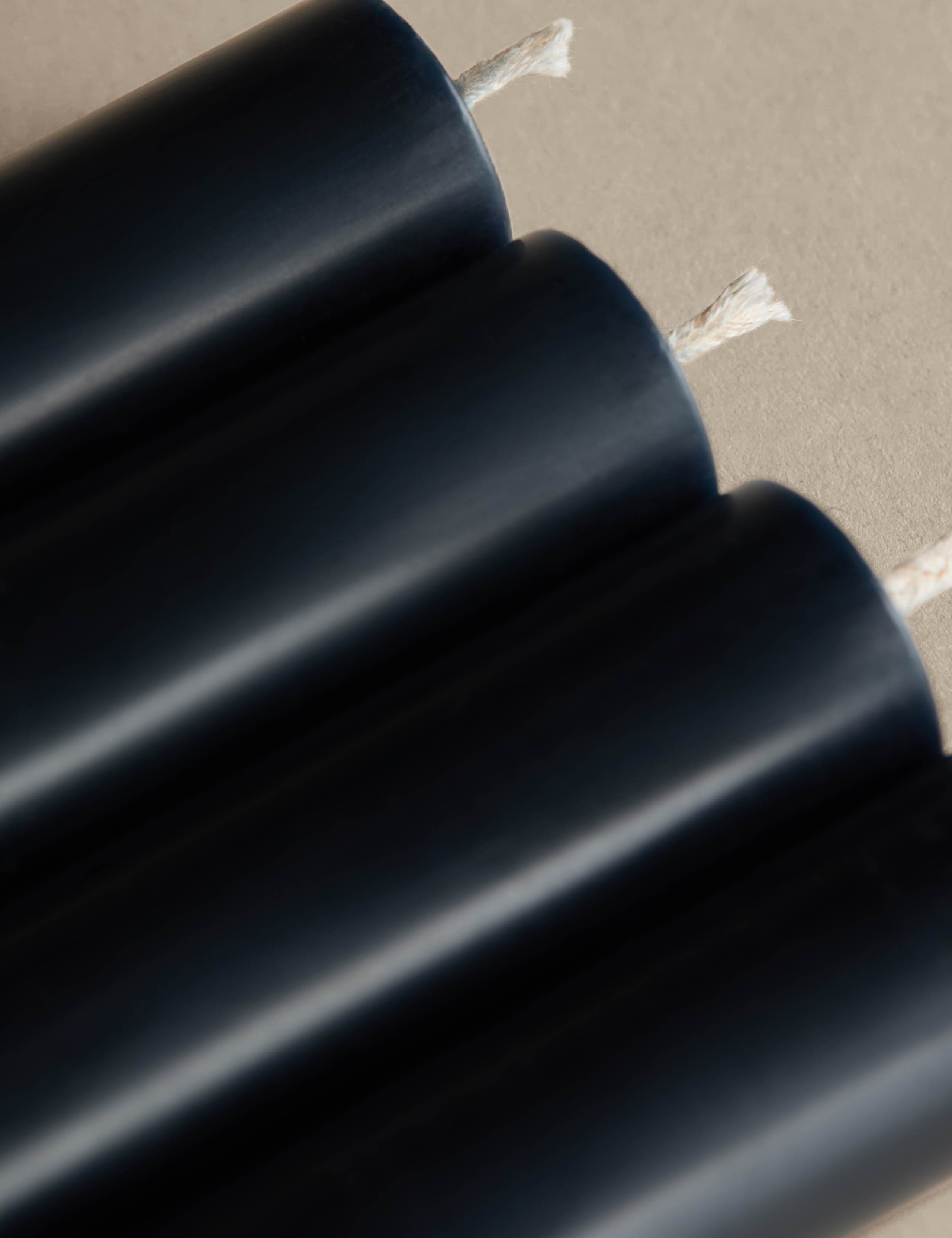 Set of 4 Dinner Candles 4 of 6