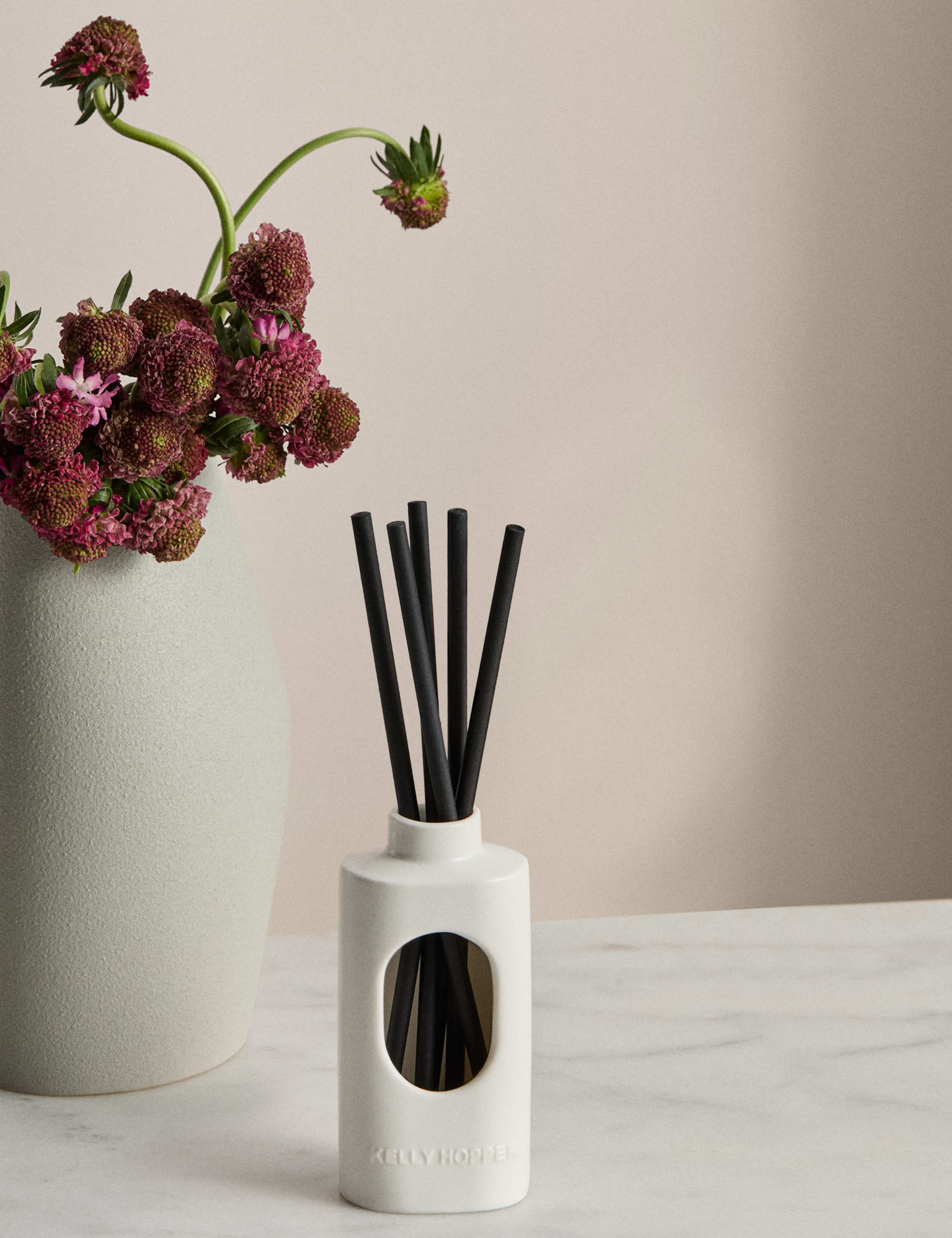 No. 1 Fragrance Pre-Scented Reed Diffuser 1 of 3