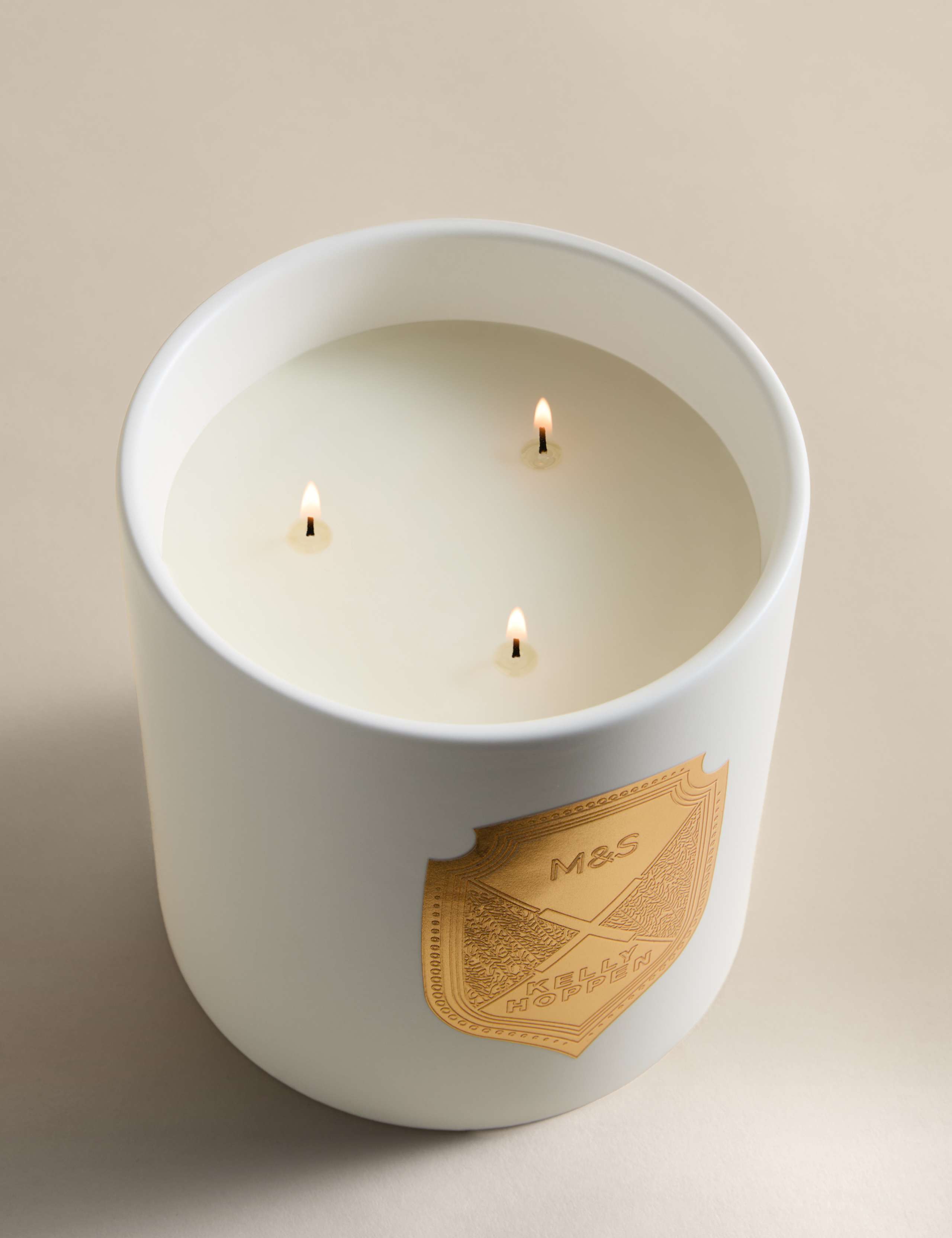 No.1 Fragrance Decorative 3 Wick Candle 6 of 7