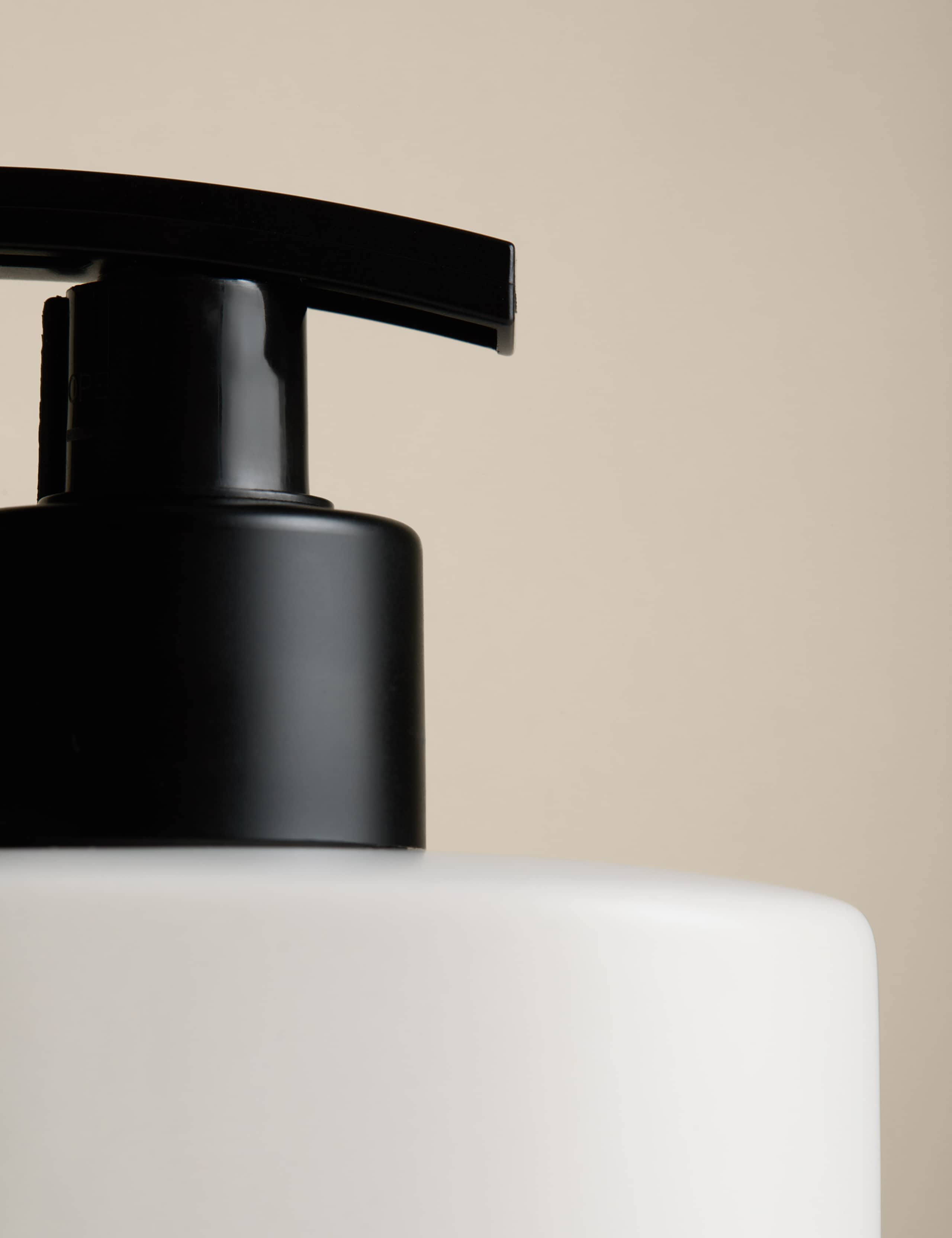 No. 1 Fragrance Hand Wash 250ml 5 of 6