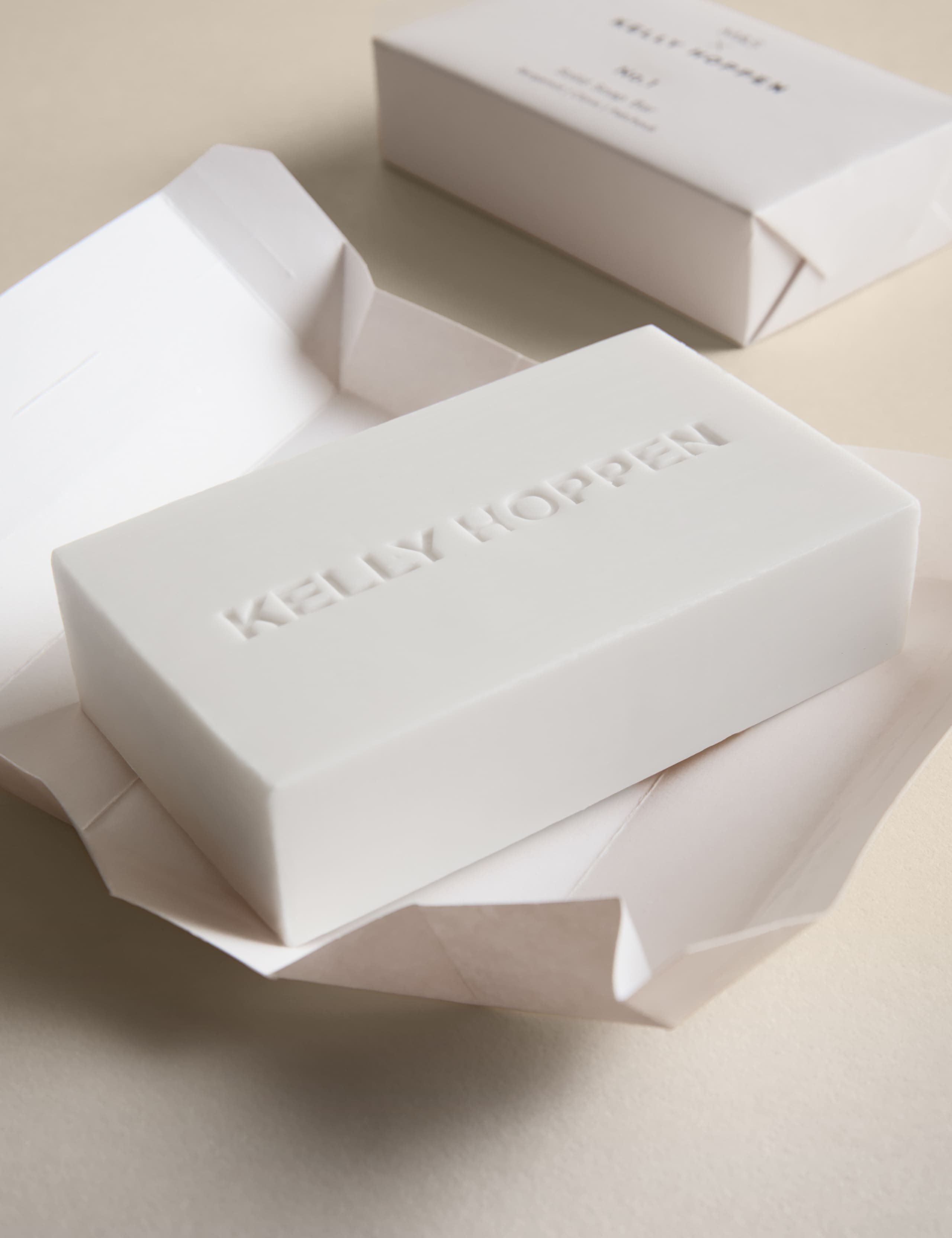 No. 1 Fragrance Soap & Dish Set 4 of 5