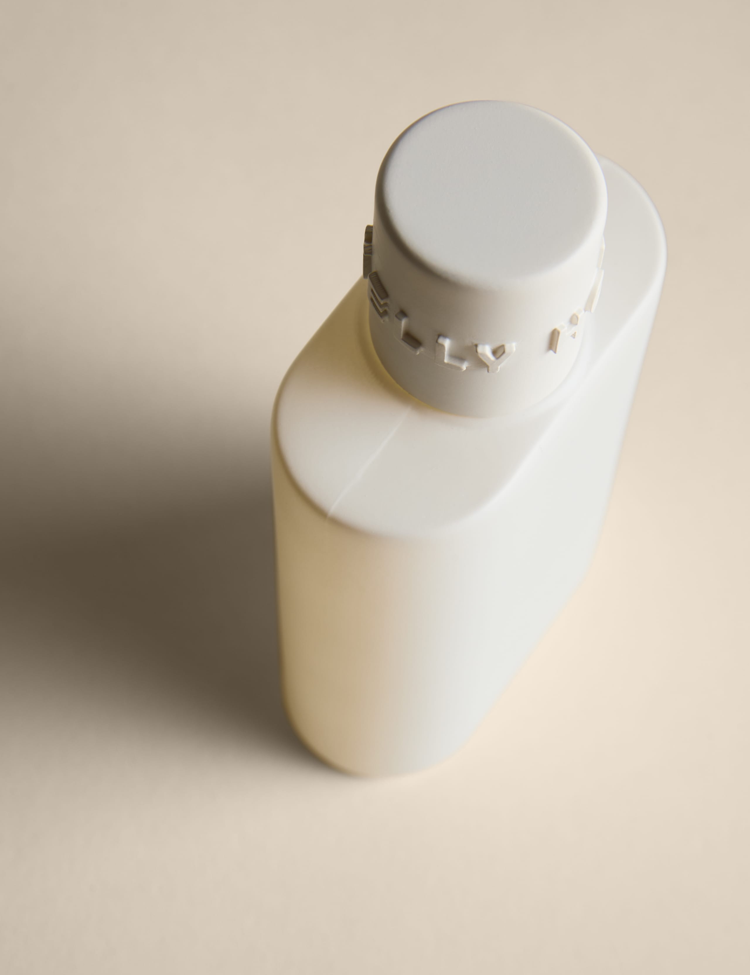 No.1 Fragrance Room Spray 3 of 7