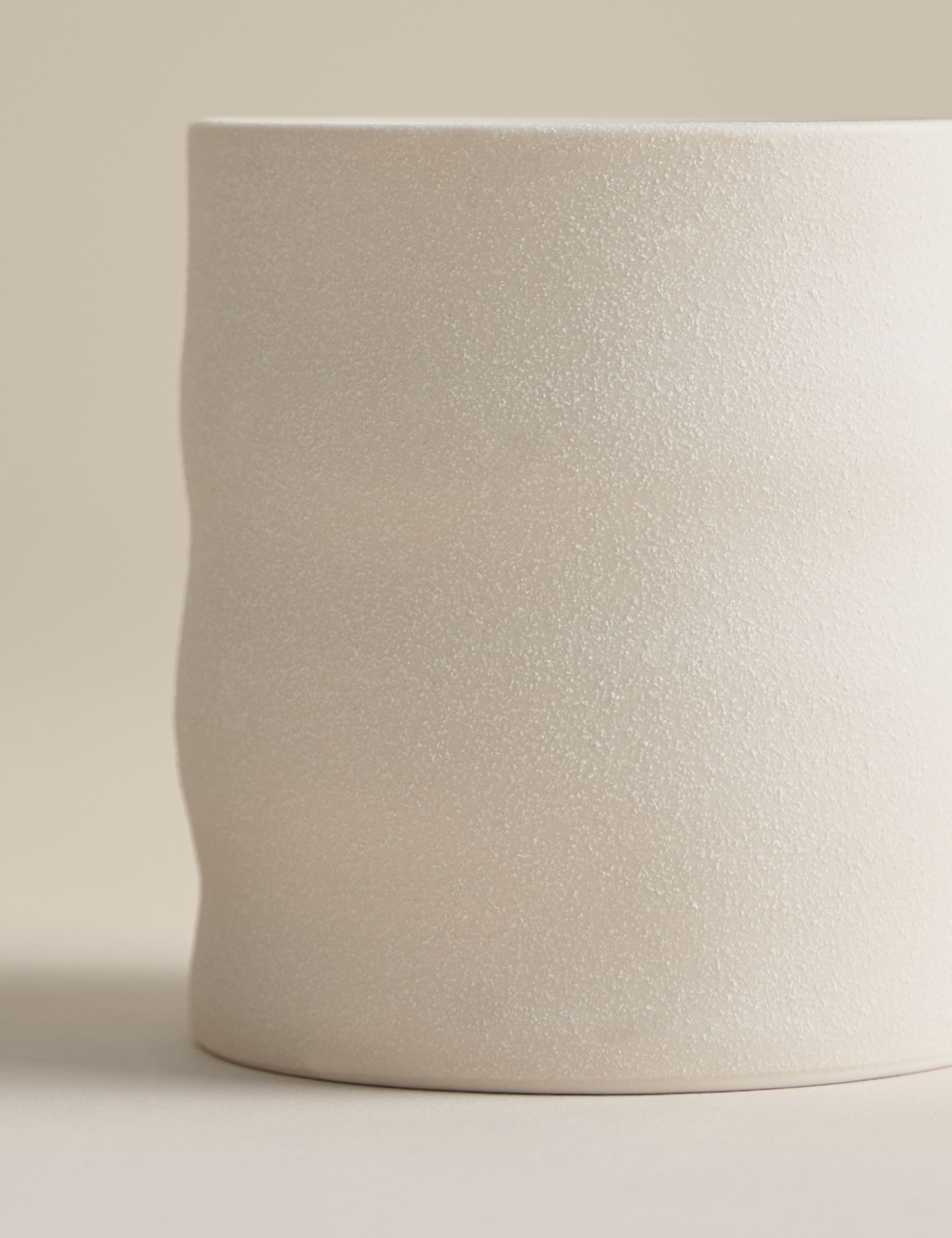 Air Ceramic Candle 2 of 4