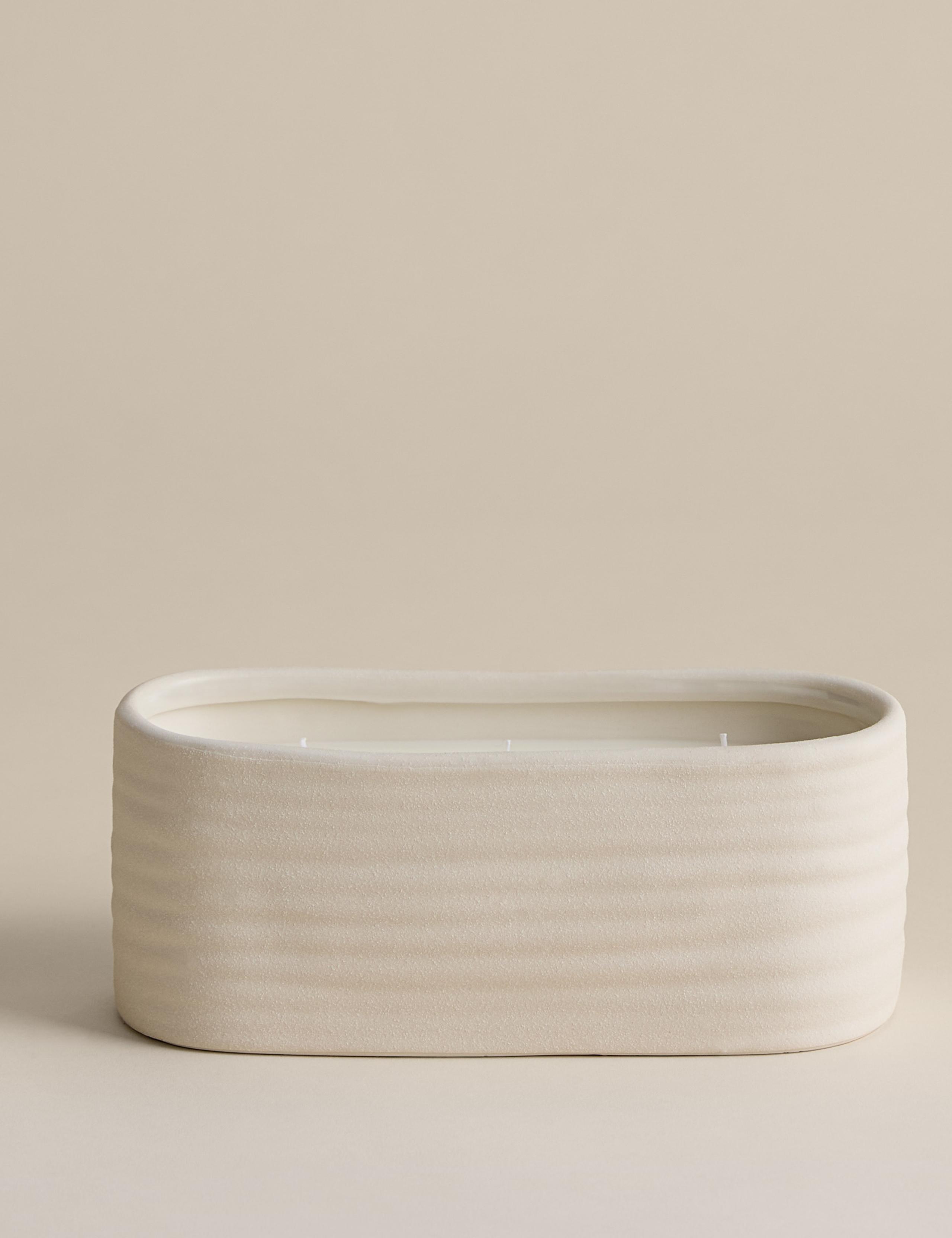 Bed 3 Wick Candle 1 of 5