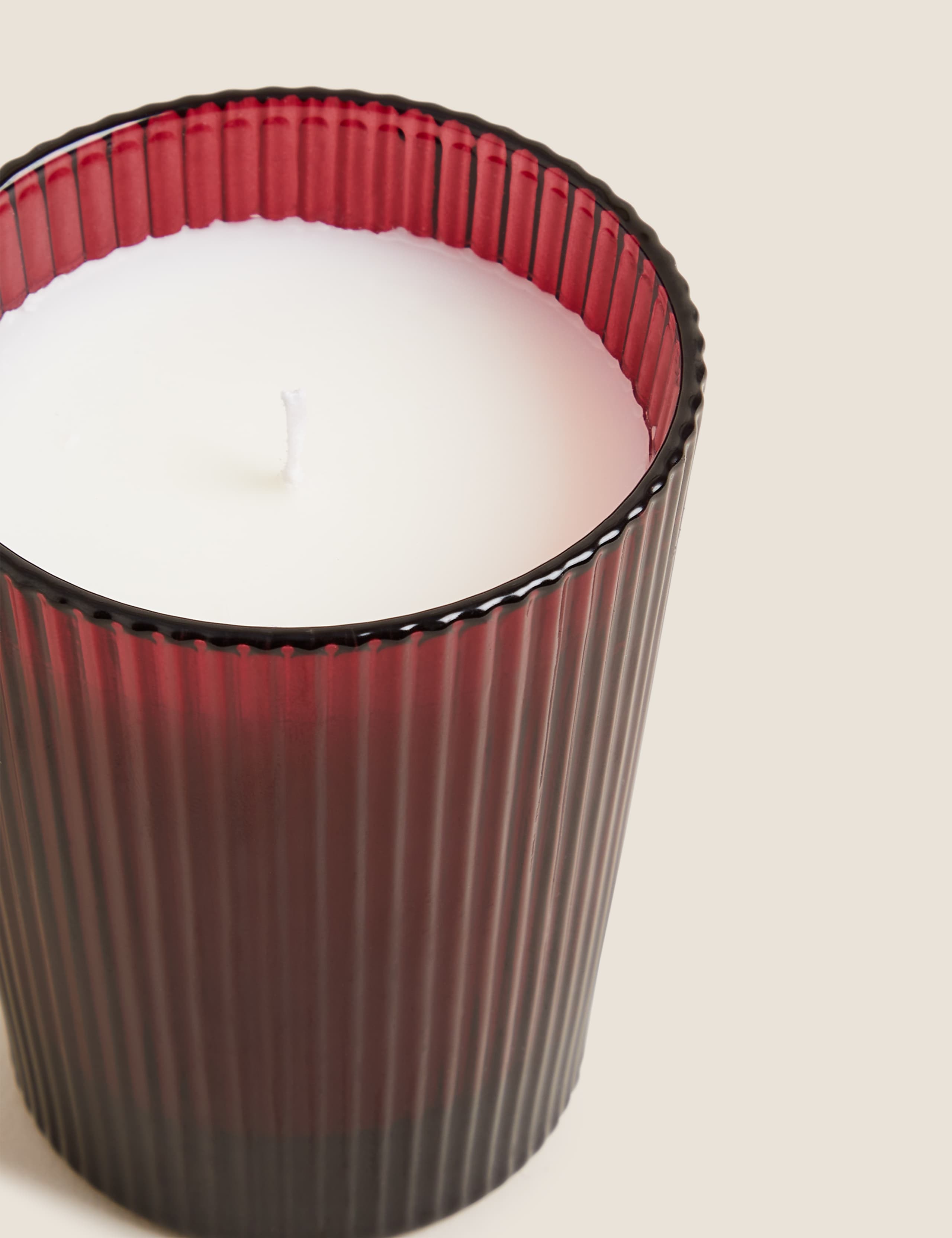Mandarin, Clove & Cinnamon Scented Candle 2 of 2