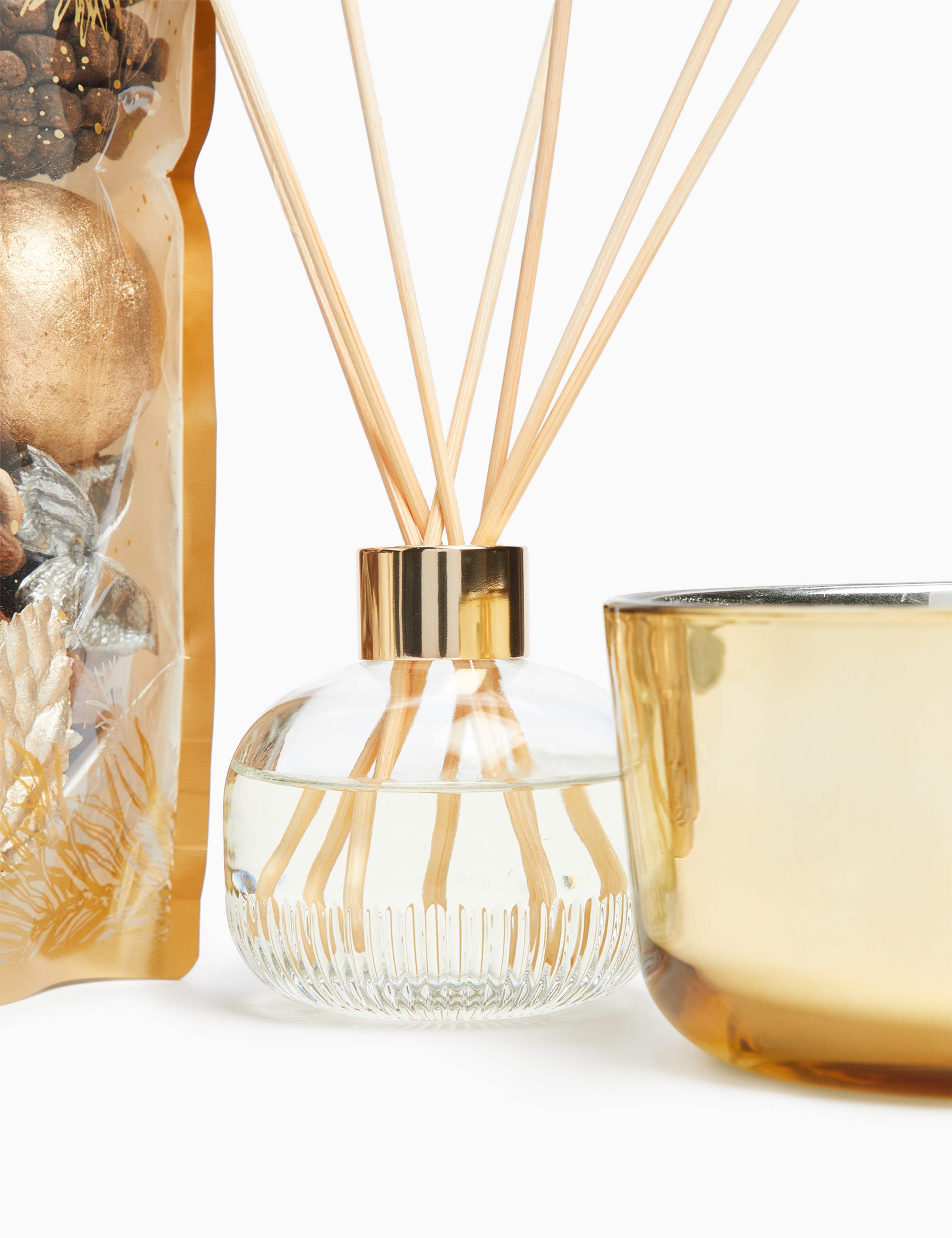 Frankincense & Myrrh 100ml Diffuser 2 of 5
