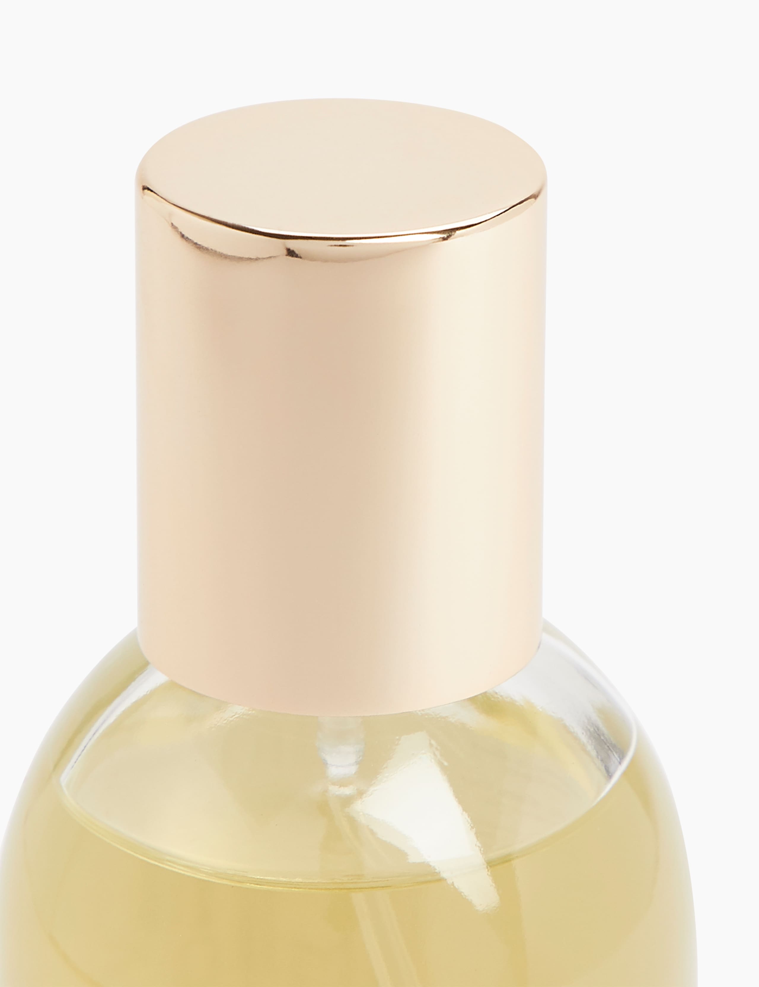 Frankincense & Myrrh Room Spray 3 of 3