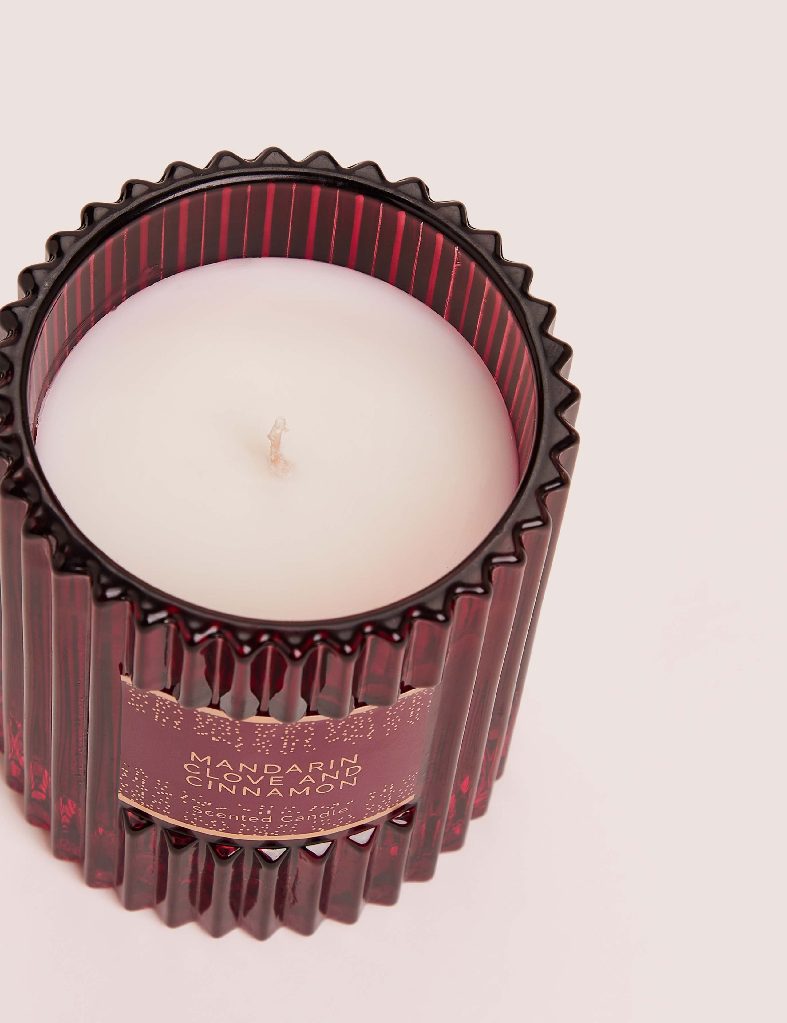 Mandarin Clove & Cinnamon Glass Candle 2 of 4