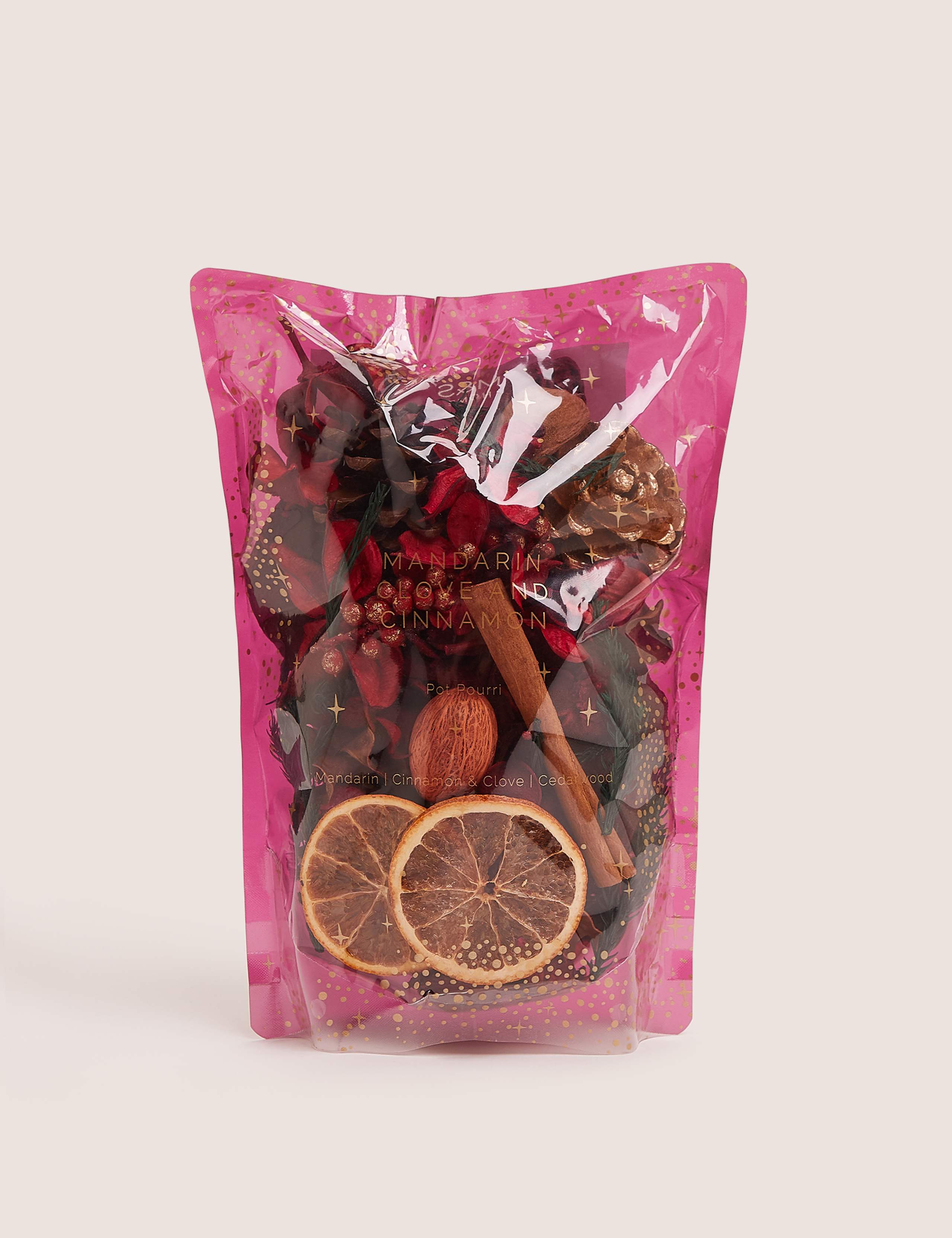 Mandarin, Cinnamon & Clove Pot Pourri 1 of 3