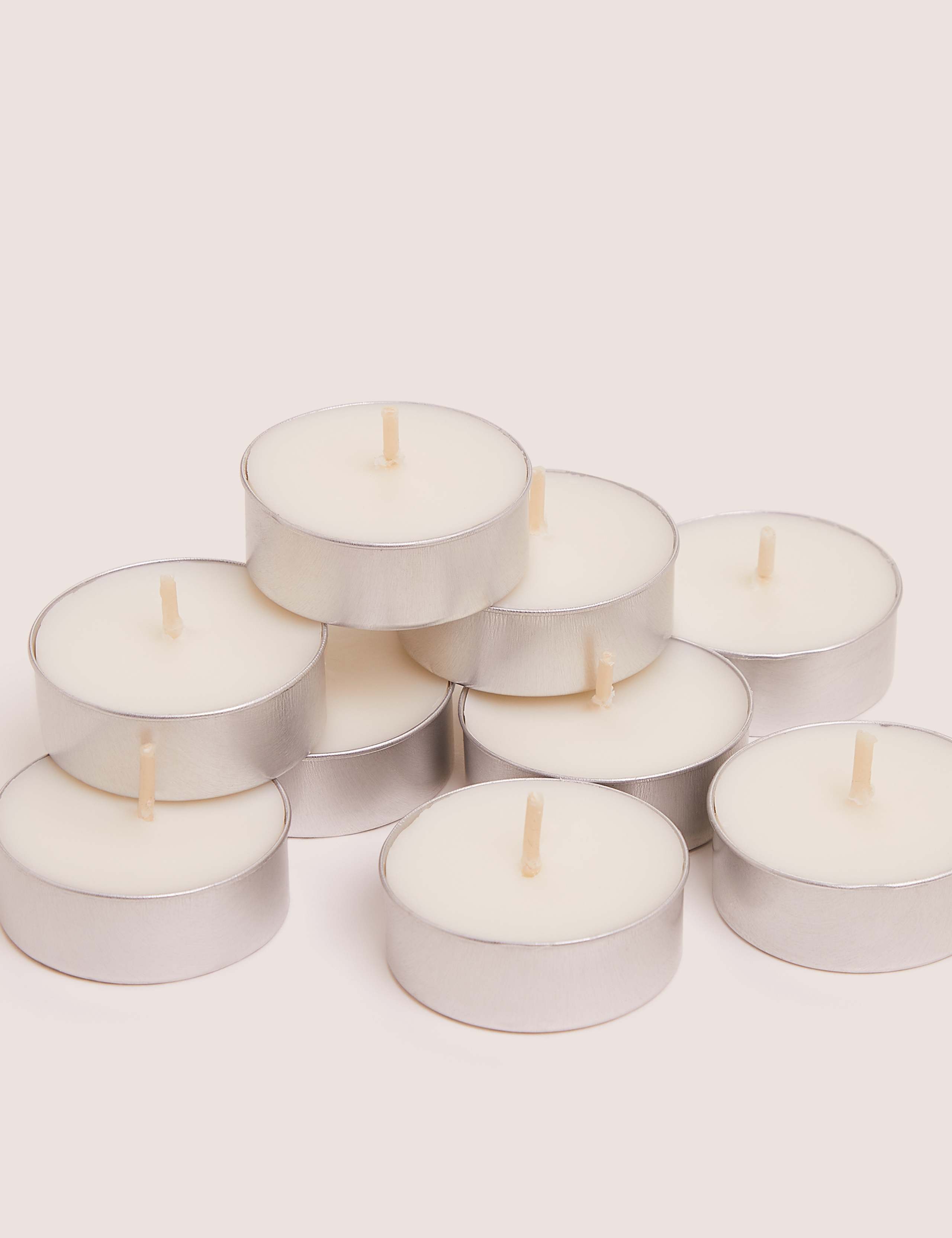 24 Pack Frankincense & Myrrh Tealights 3 of 3