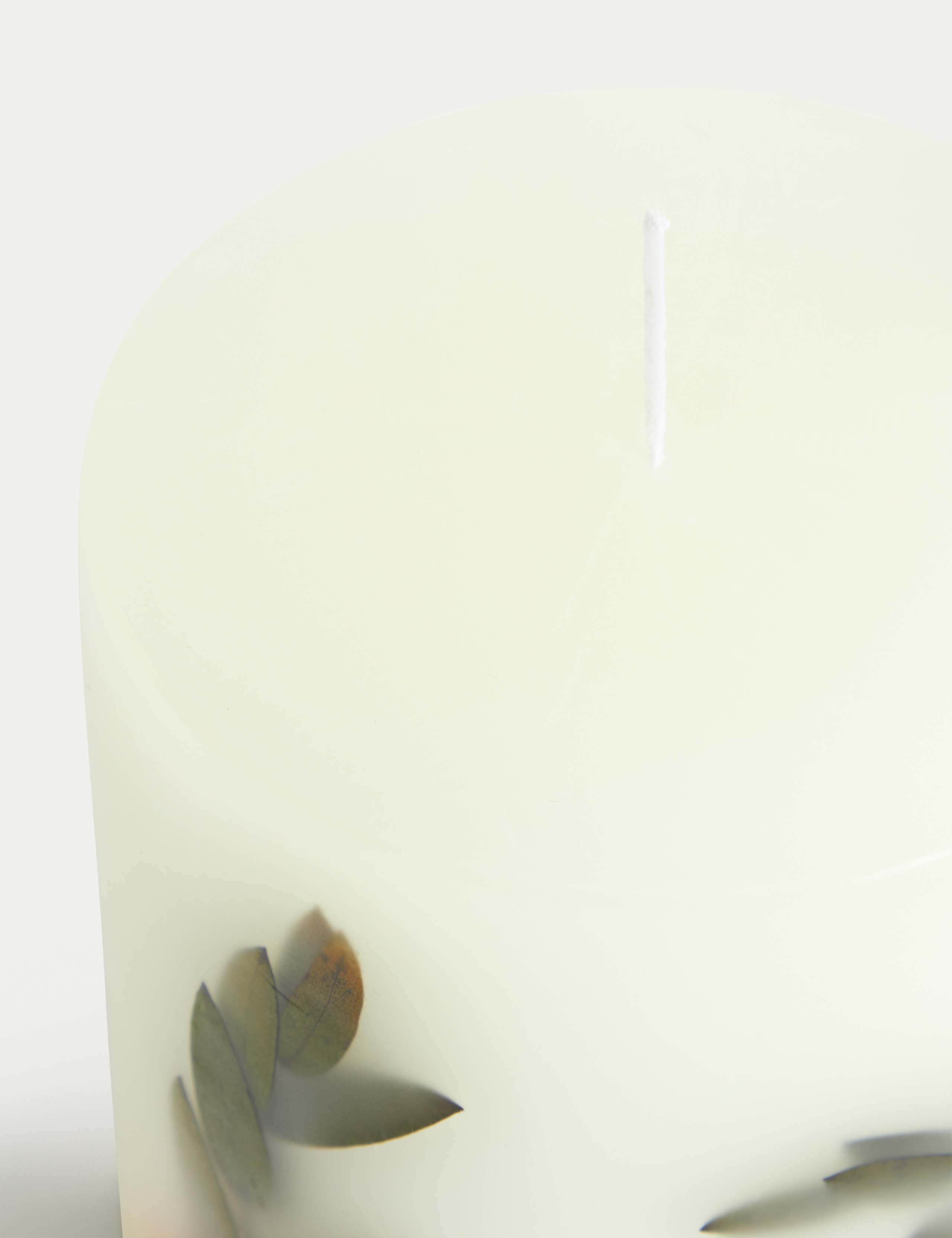 Pomegranate Scented Candle 4 of 4