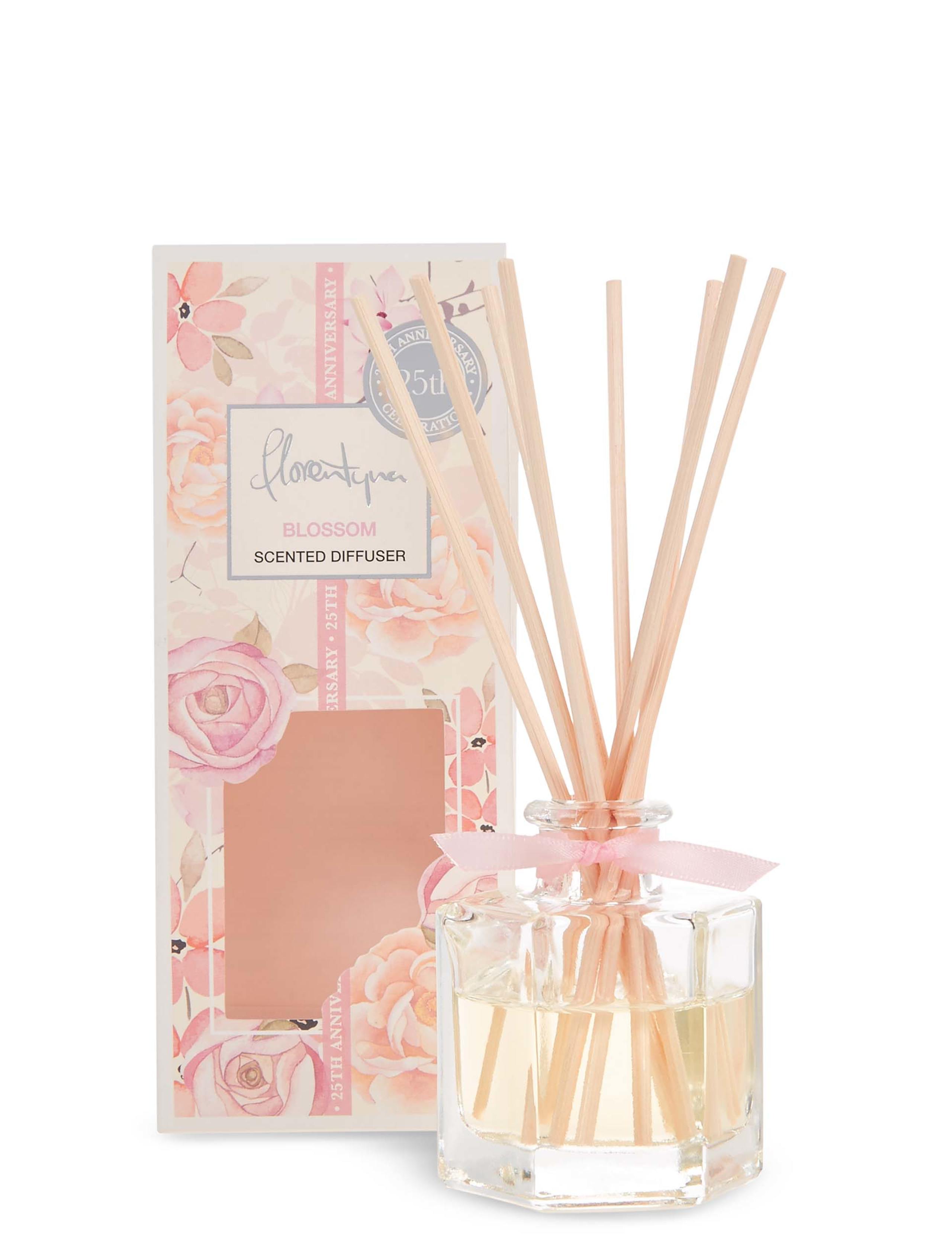 Blossom Scented Diffuser 30ml 1 of 2