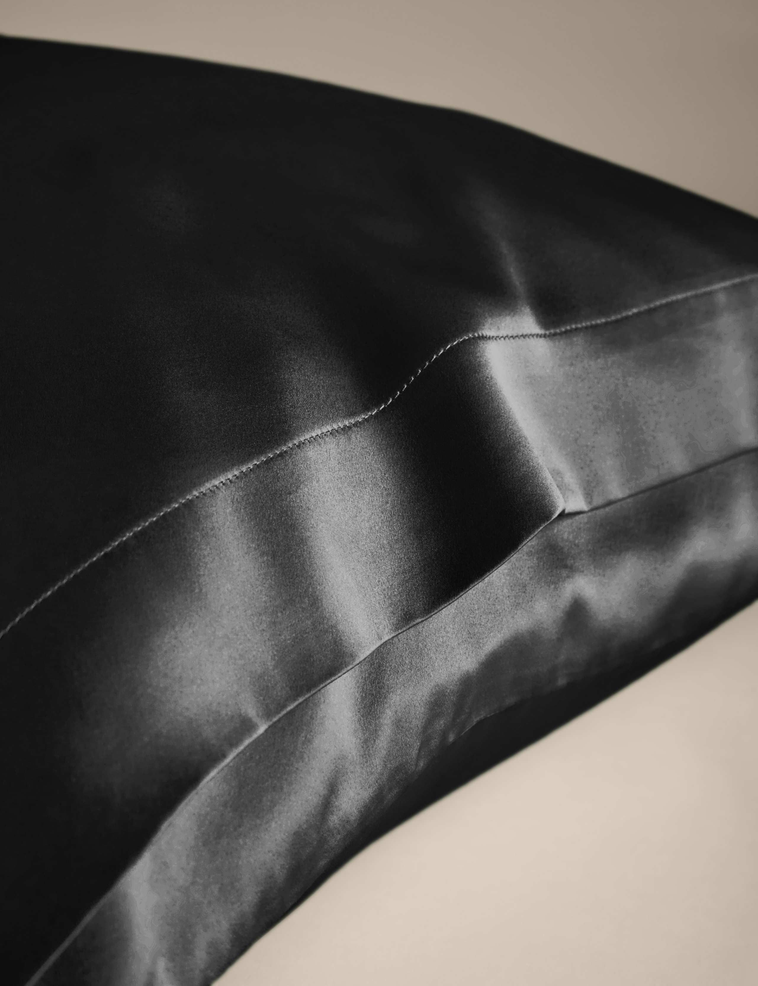 Pure Mulberry Silk Pillowcase 3 of 4