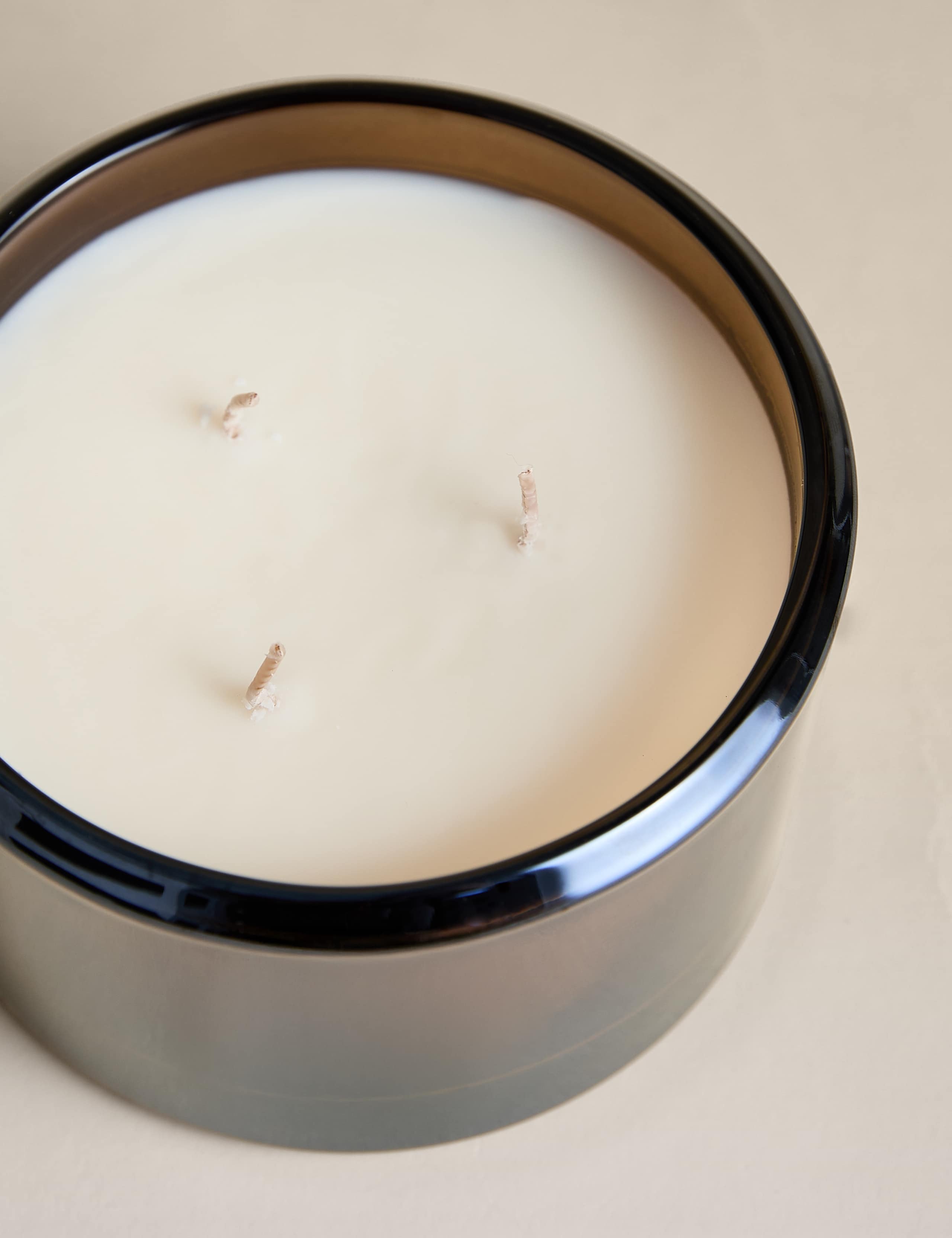 Frankincense & Myrrh Large 3 Wick Candle 2 of 4