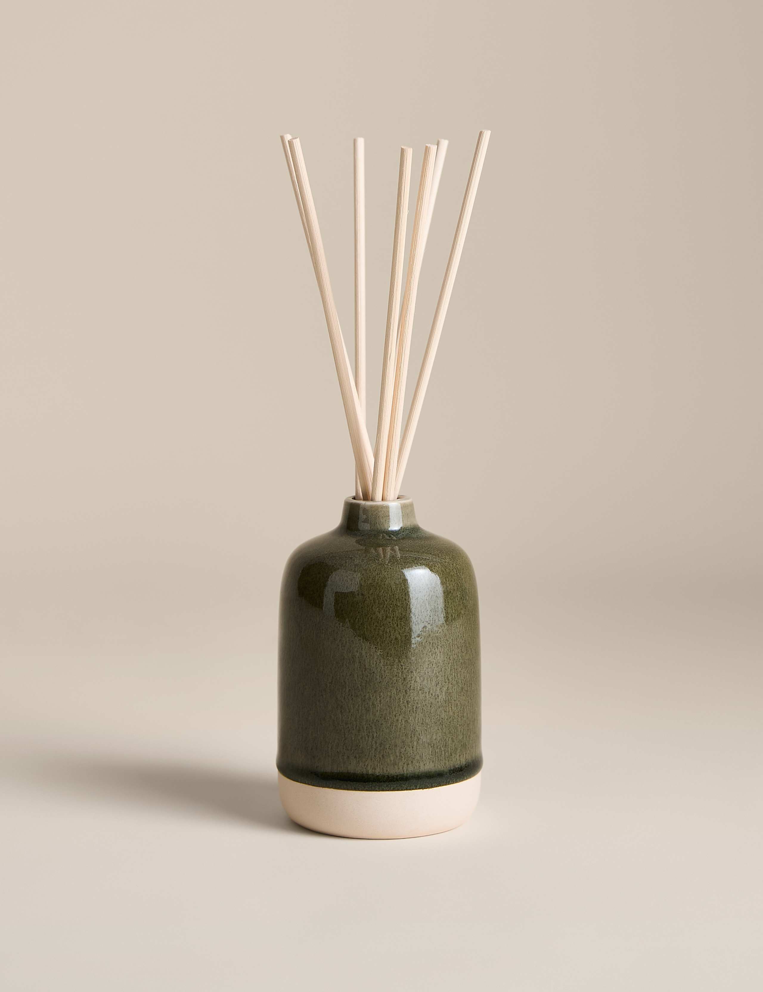Woodland Glow 150ml Diffuser 2 of 3
