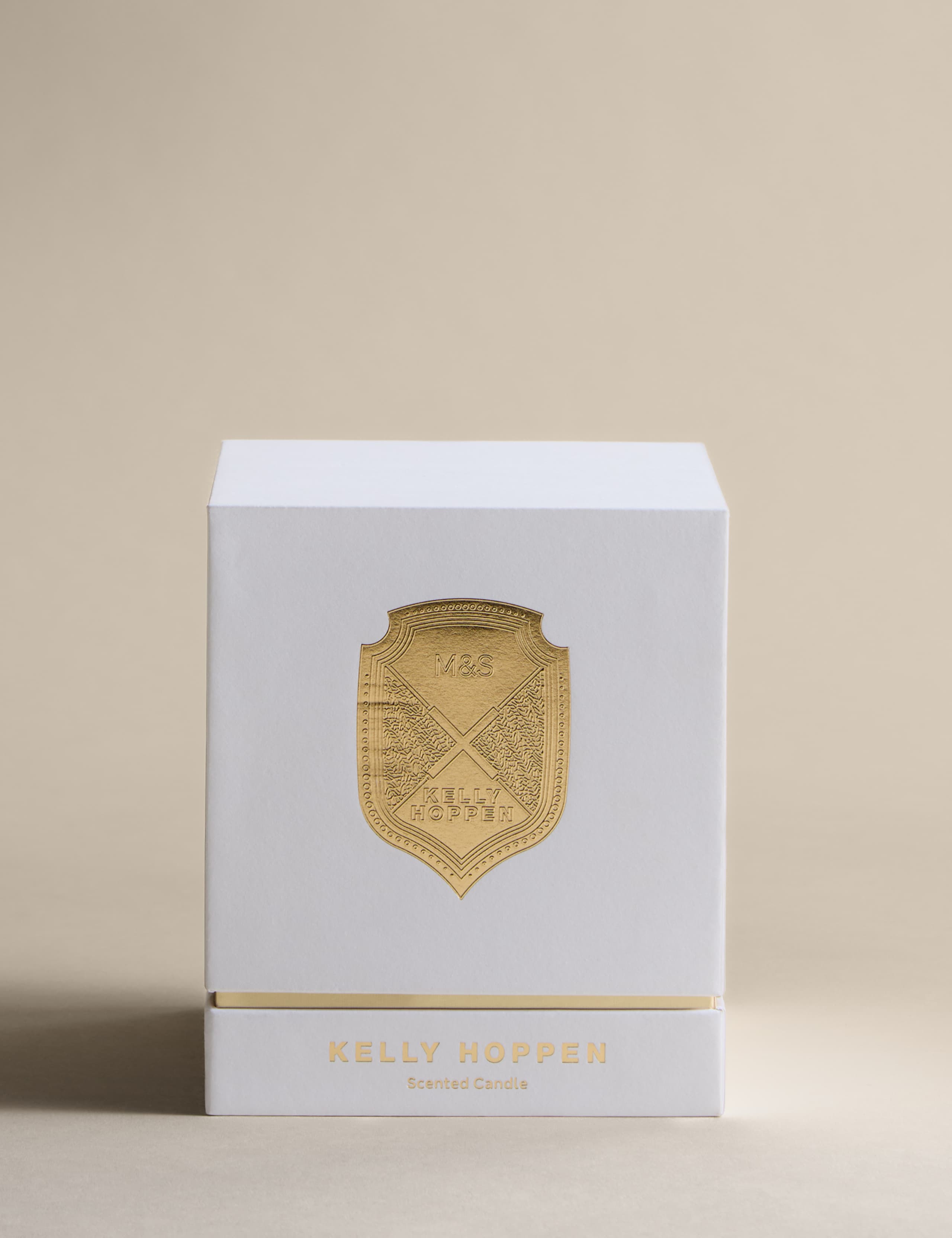 No.1 Fragrance Candle 8 of 8