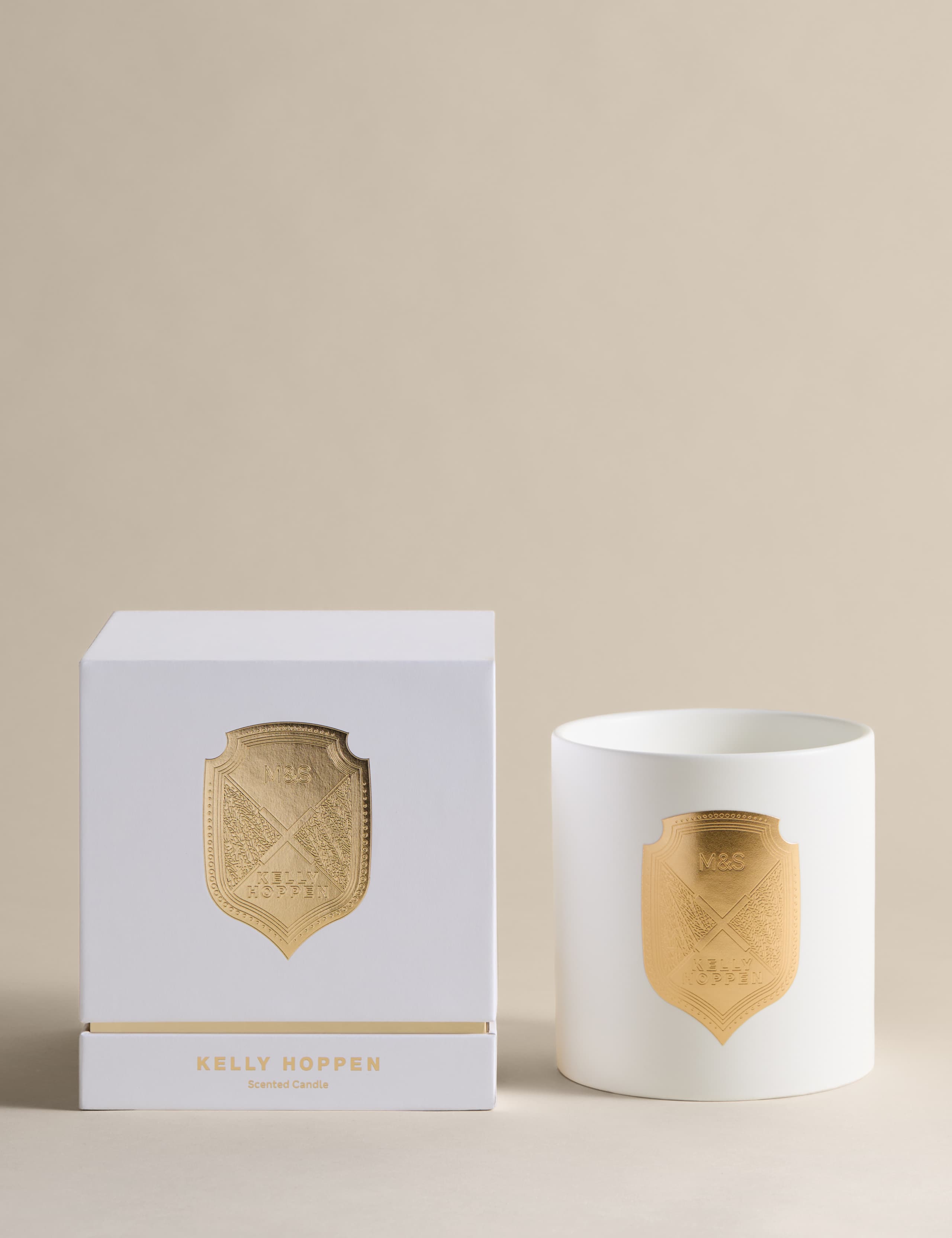 No.1 Fragrance Decorative 3 Wick Candle 2 of 8