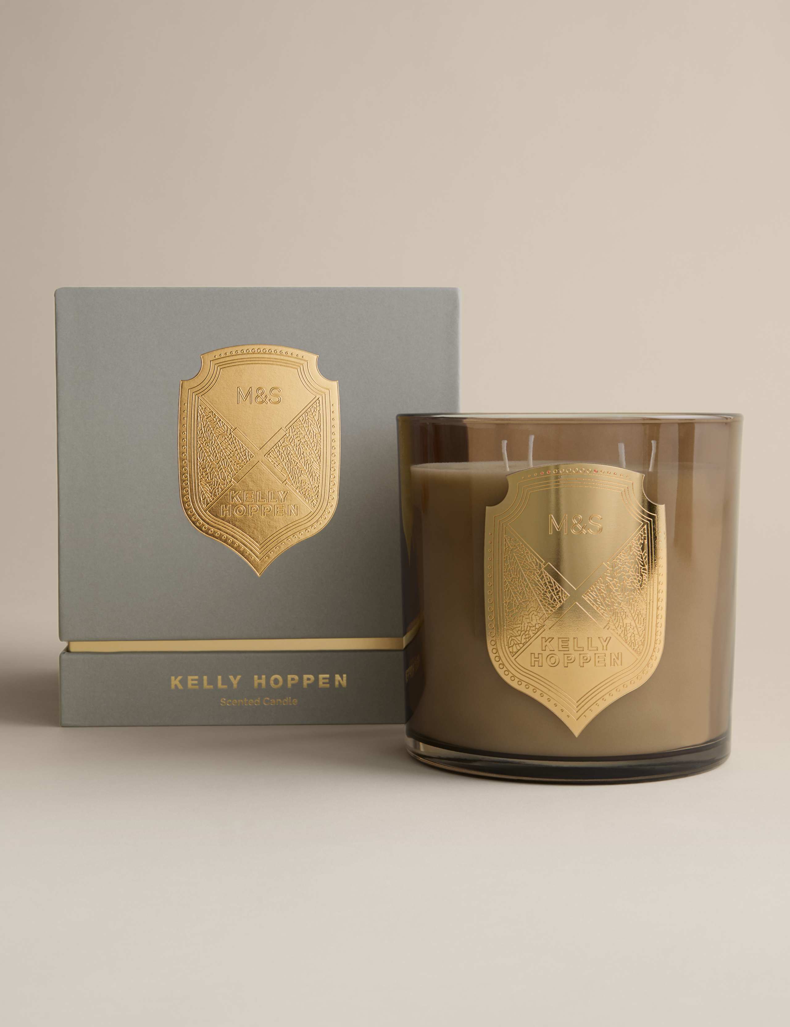 Premium No.4 Large Candle 2 of 6