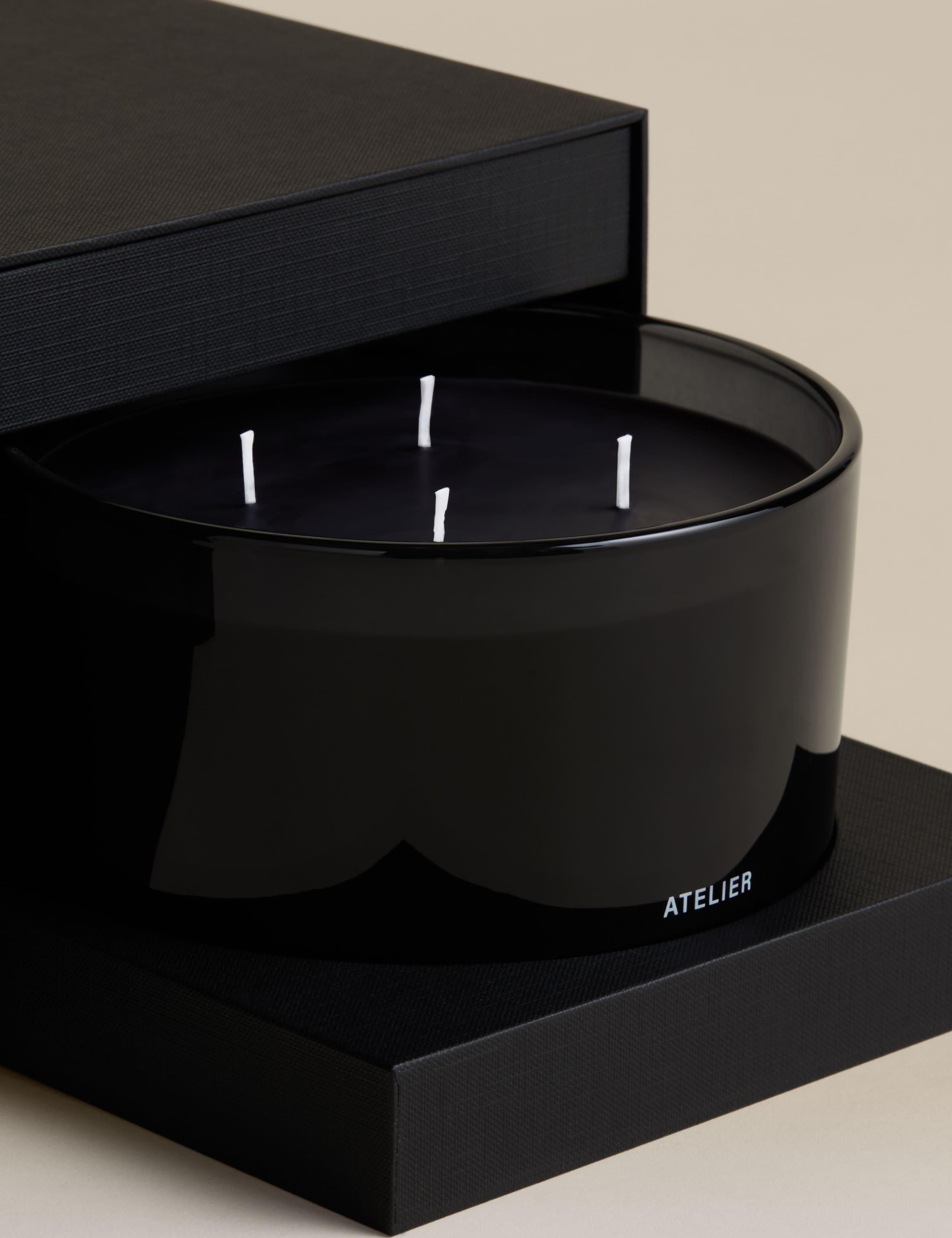 Golden Vanilla 4 Wick Candle 5 of 5
