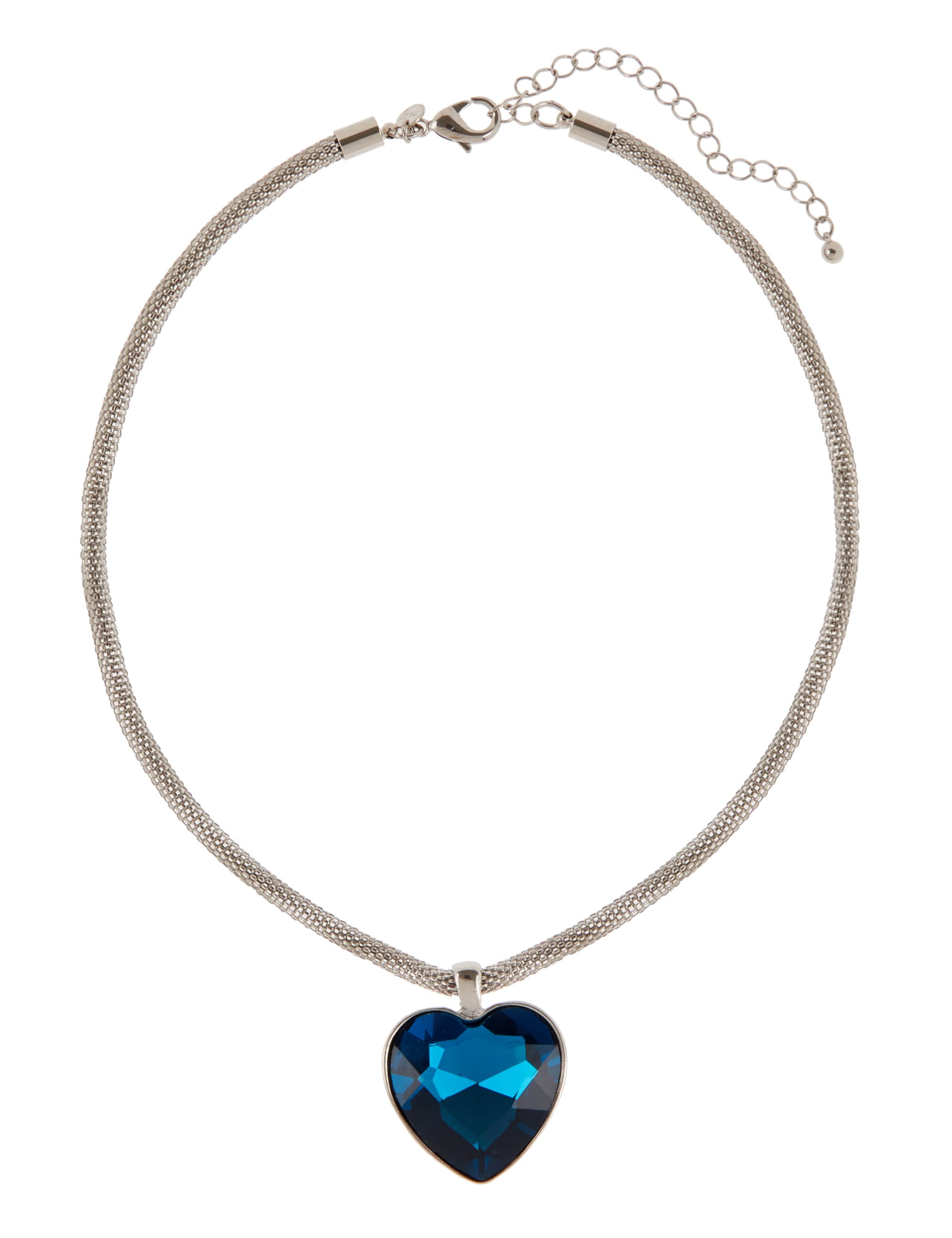 Glass Heart Pendant Necklace 1 of 1