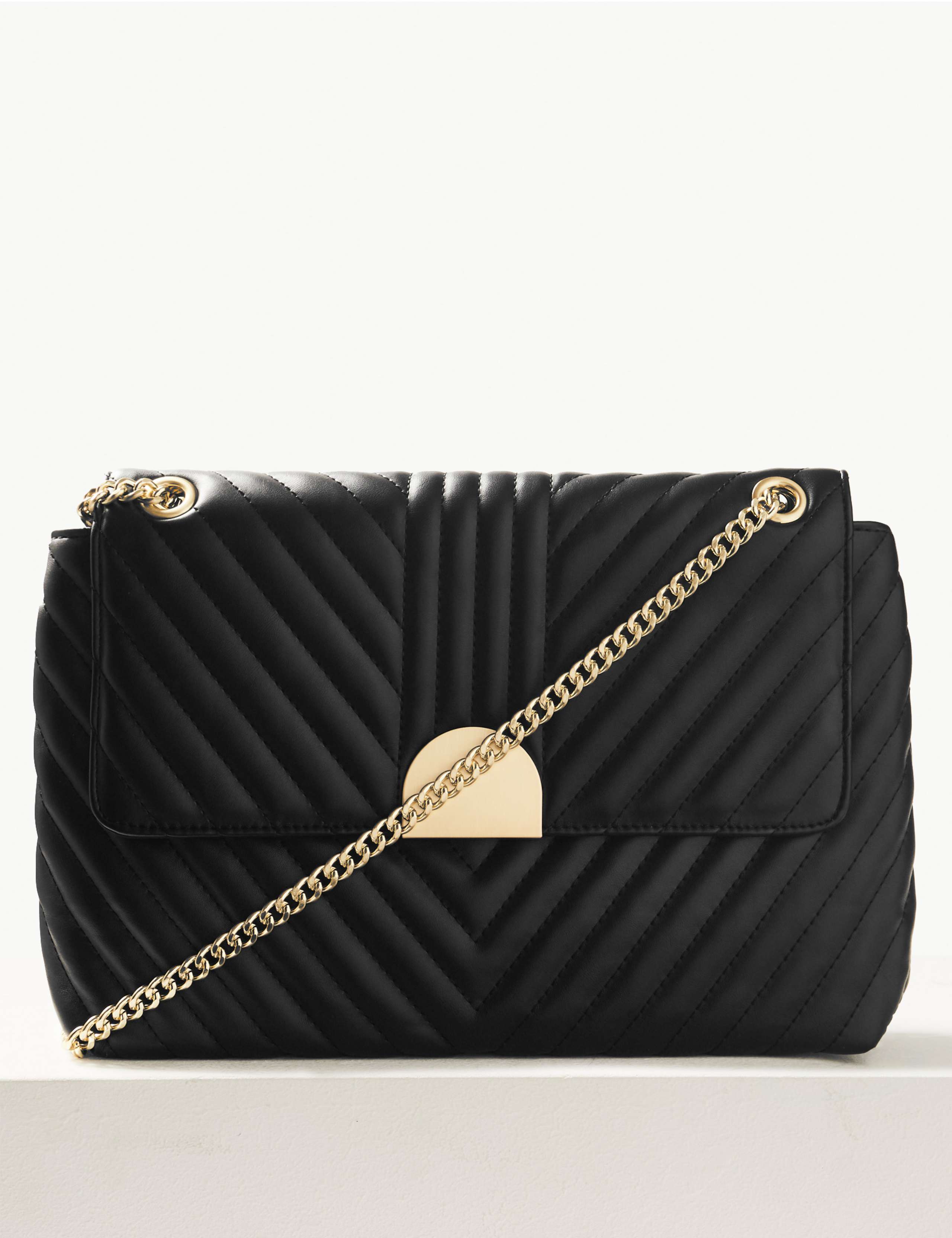 Chain Detail Quilted Shoulder Bag 2 of 6