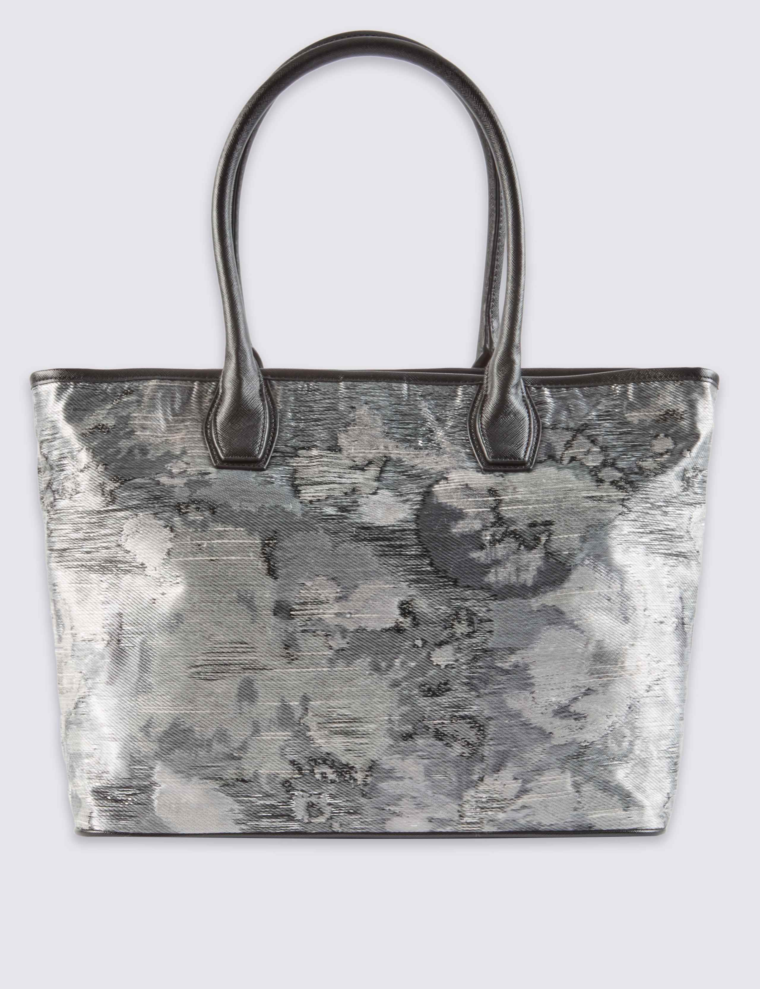 Luxe Shopper Bag 3 of 4