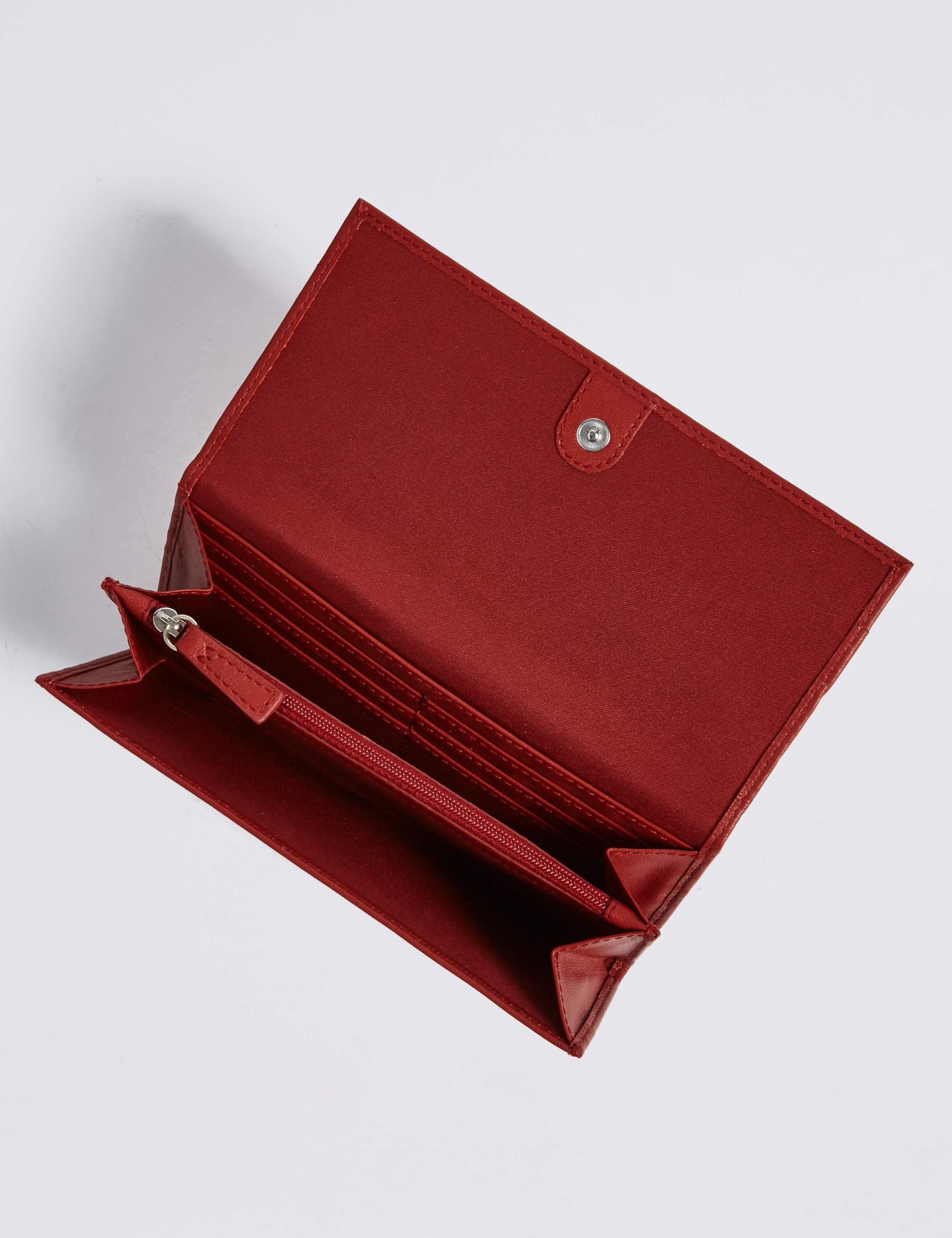Leather Grainy Purse with Cardsafe™ 4 of 4