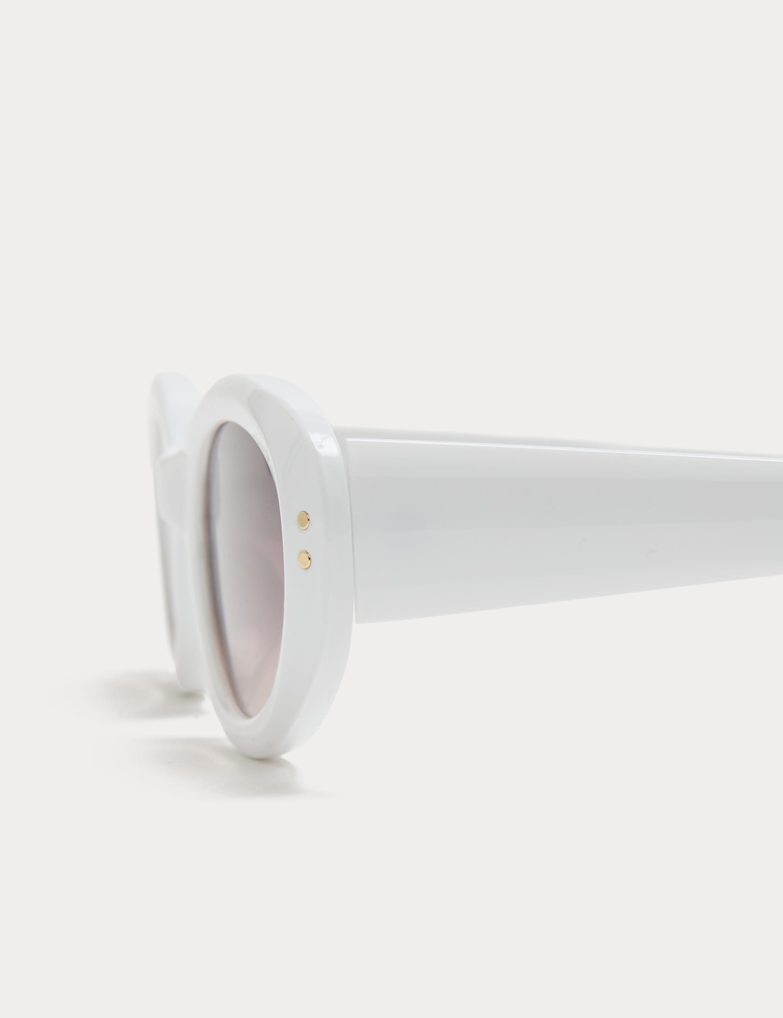 Oval Cat Eye Sunglasses 2 of 2