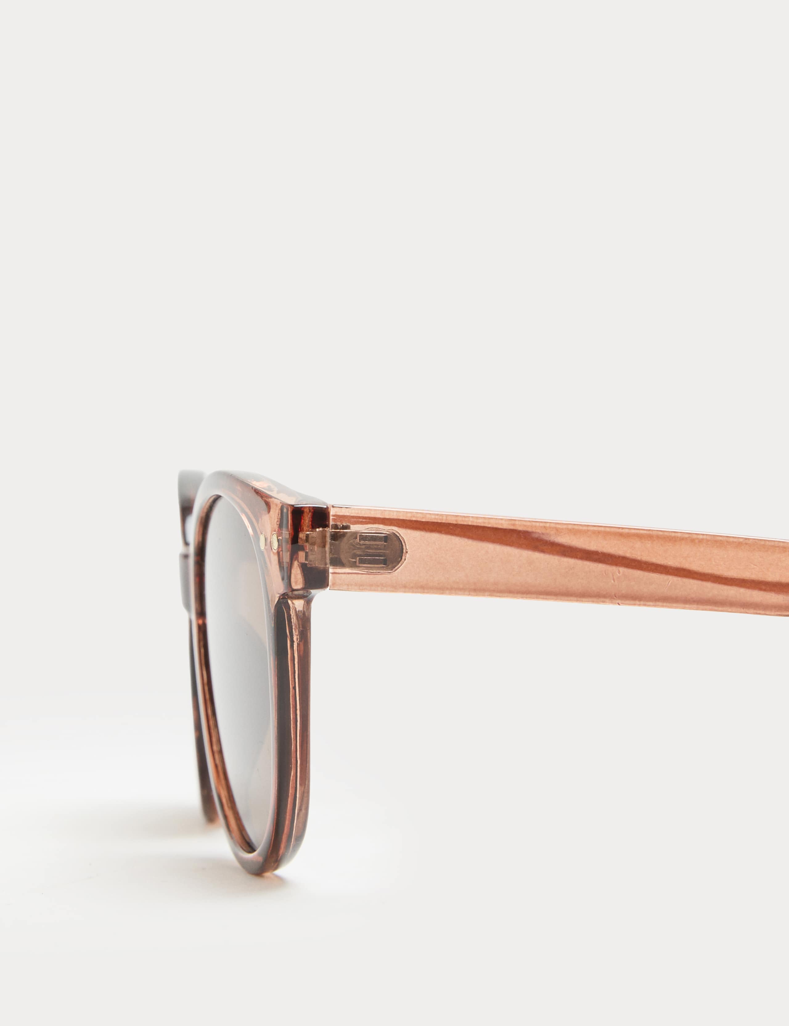 Round Sunglasses 2 of 2