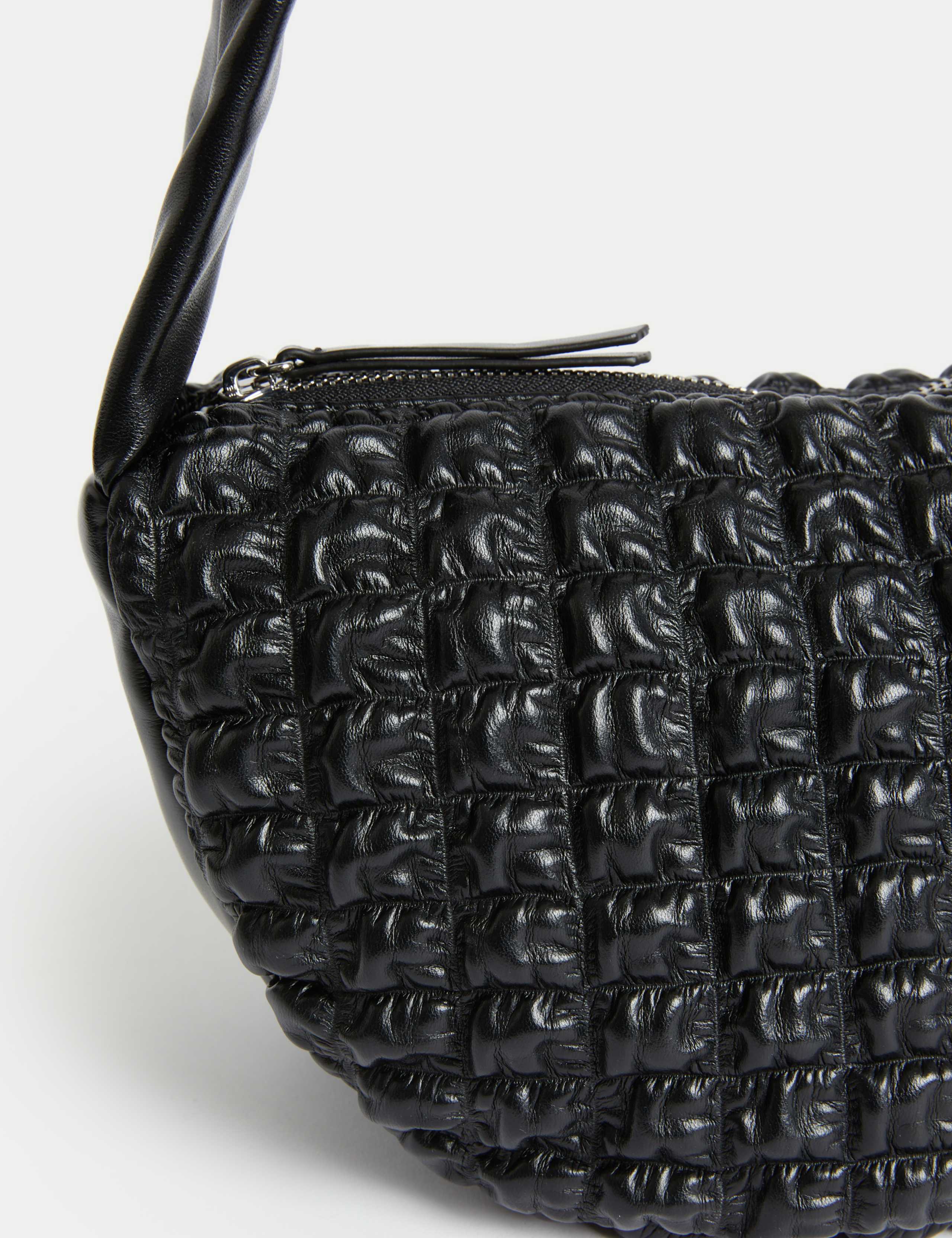 Quilted Cross Body Bag 3 of 6