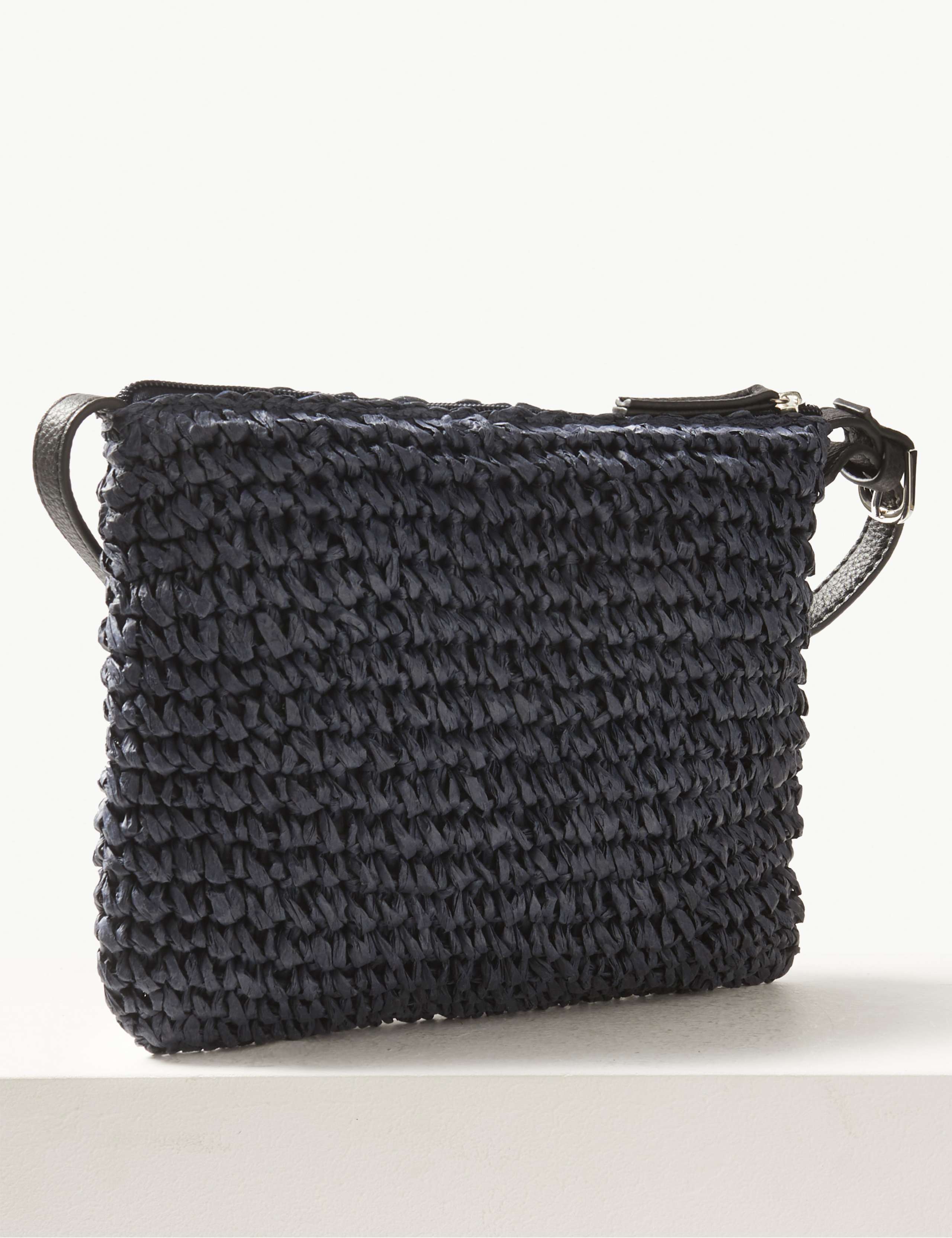 Straw Cross Body Bag 3 of 6